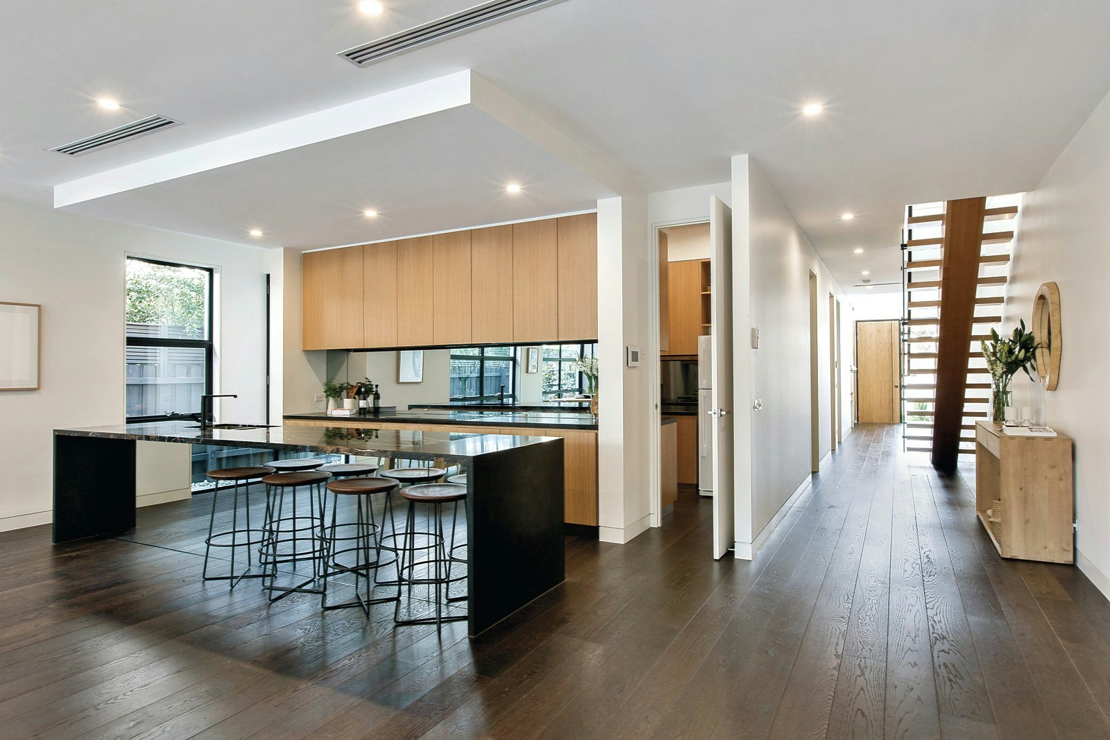 69a Munro Avenue, Ashburton, VIC