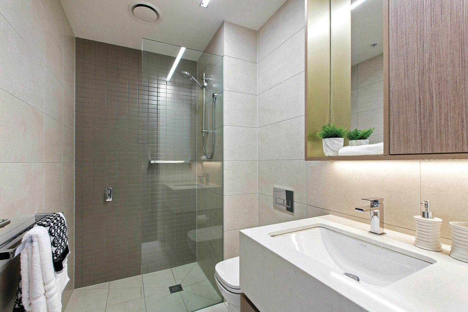 5/828 Burke Road, Camberwell, VIC