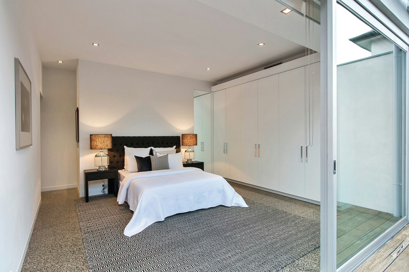 2/66 Well Street, Brighton, VIC