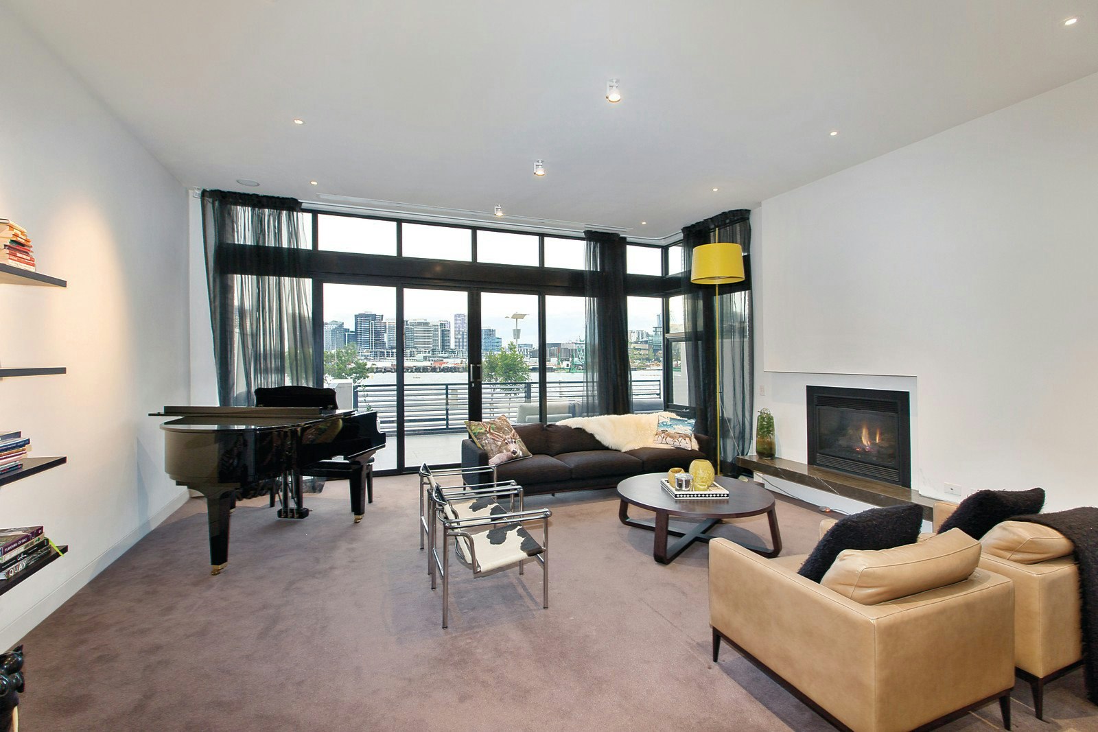 58 South Wharf Drive, Docklands, VIC