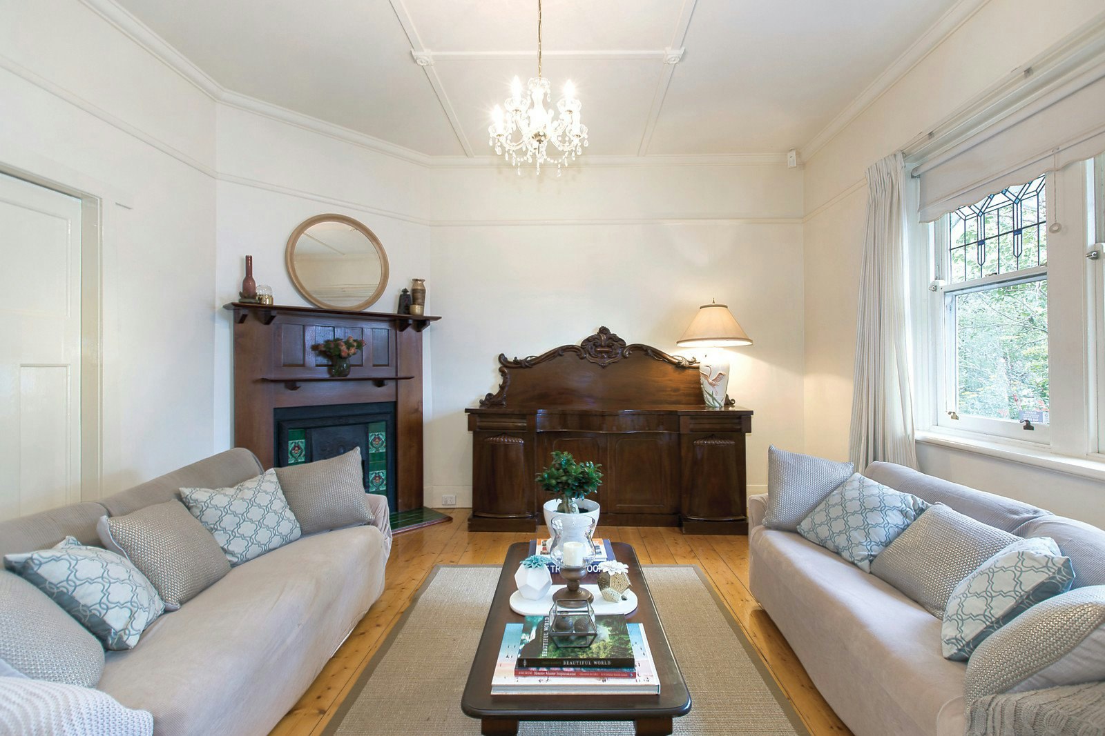 19 Mills Street, Glen Iris, VIC