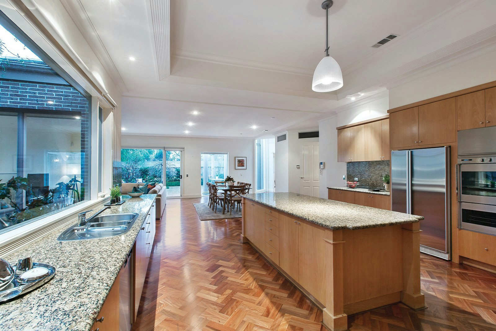 3 Monomeath Place, Canterbury, VIC