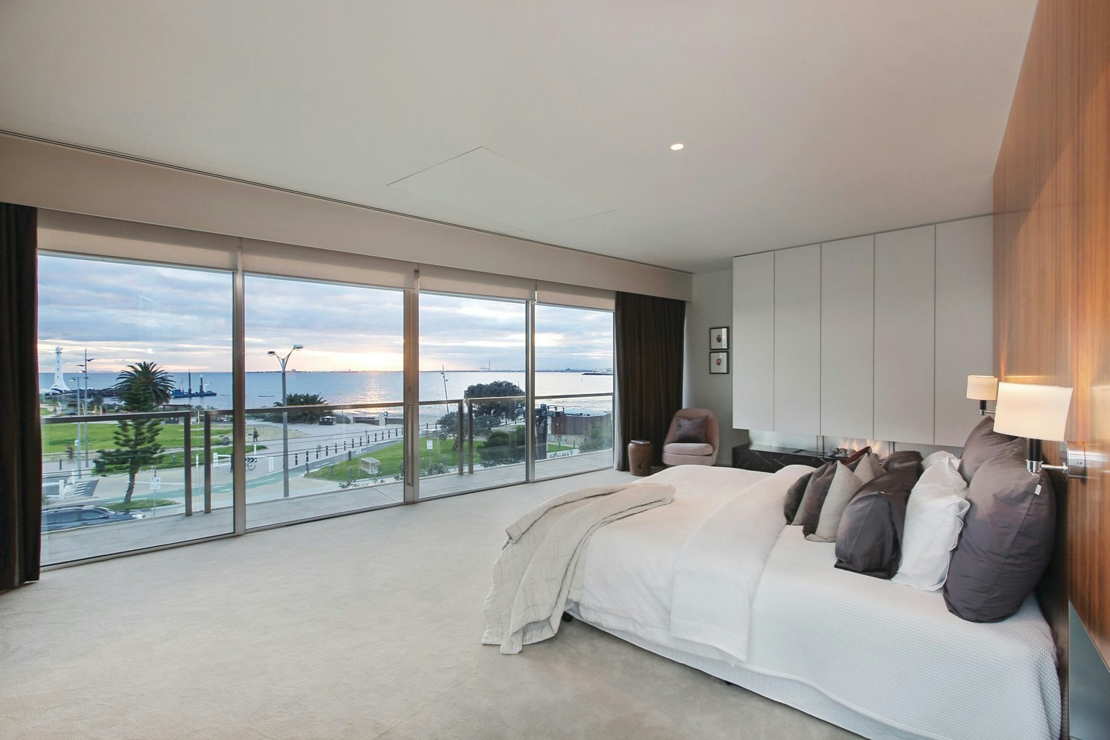 28 Marine Parade, St Kilda, VIC