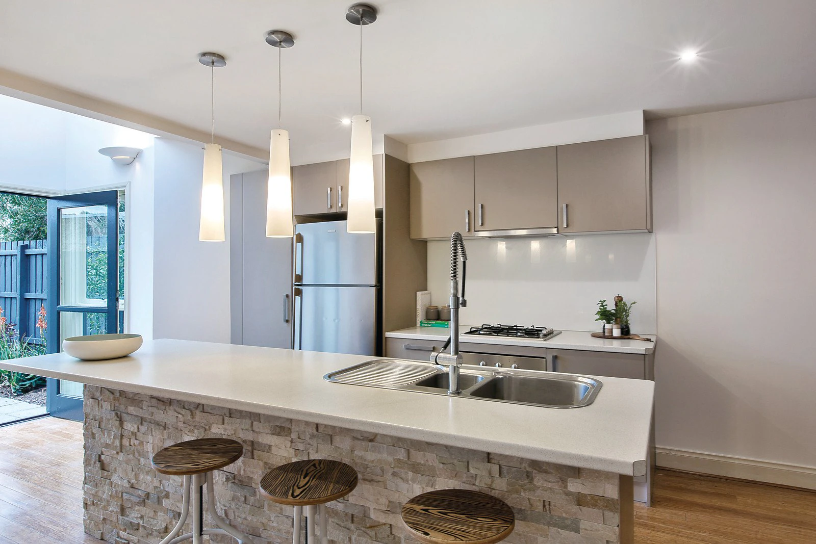 51 Graham Street, Albert Park, VIC