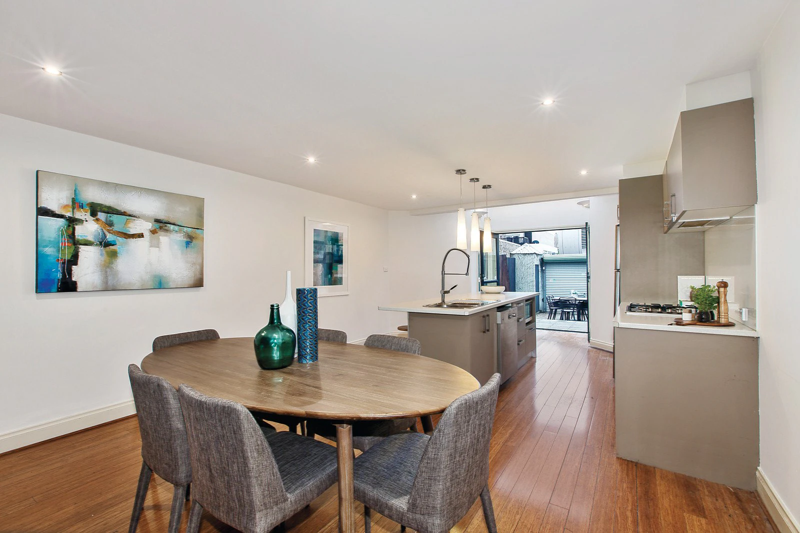 51 Graham Street, Albert Park, VIC