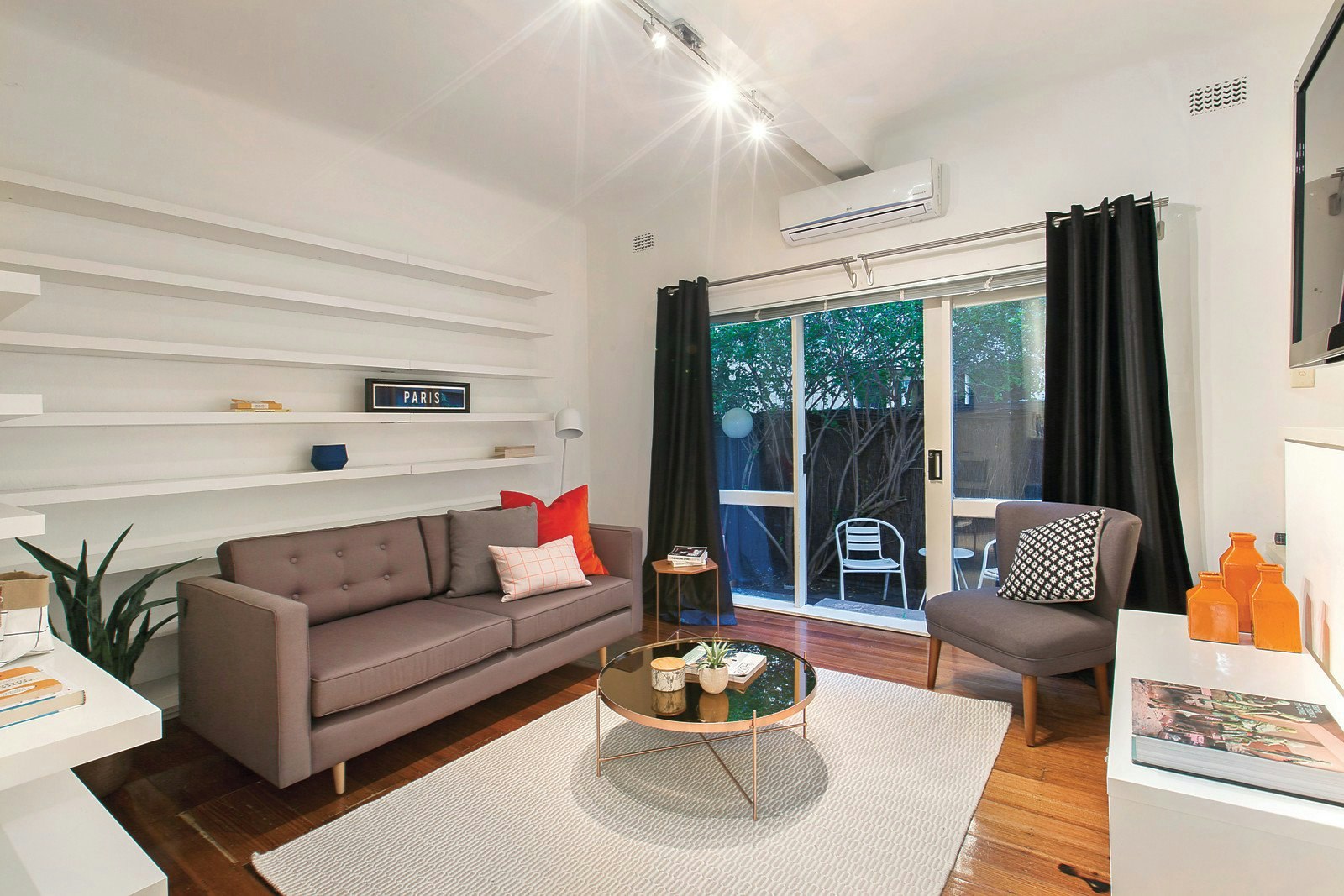 25/32 Queens Road, Melbourne, VIC