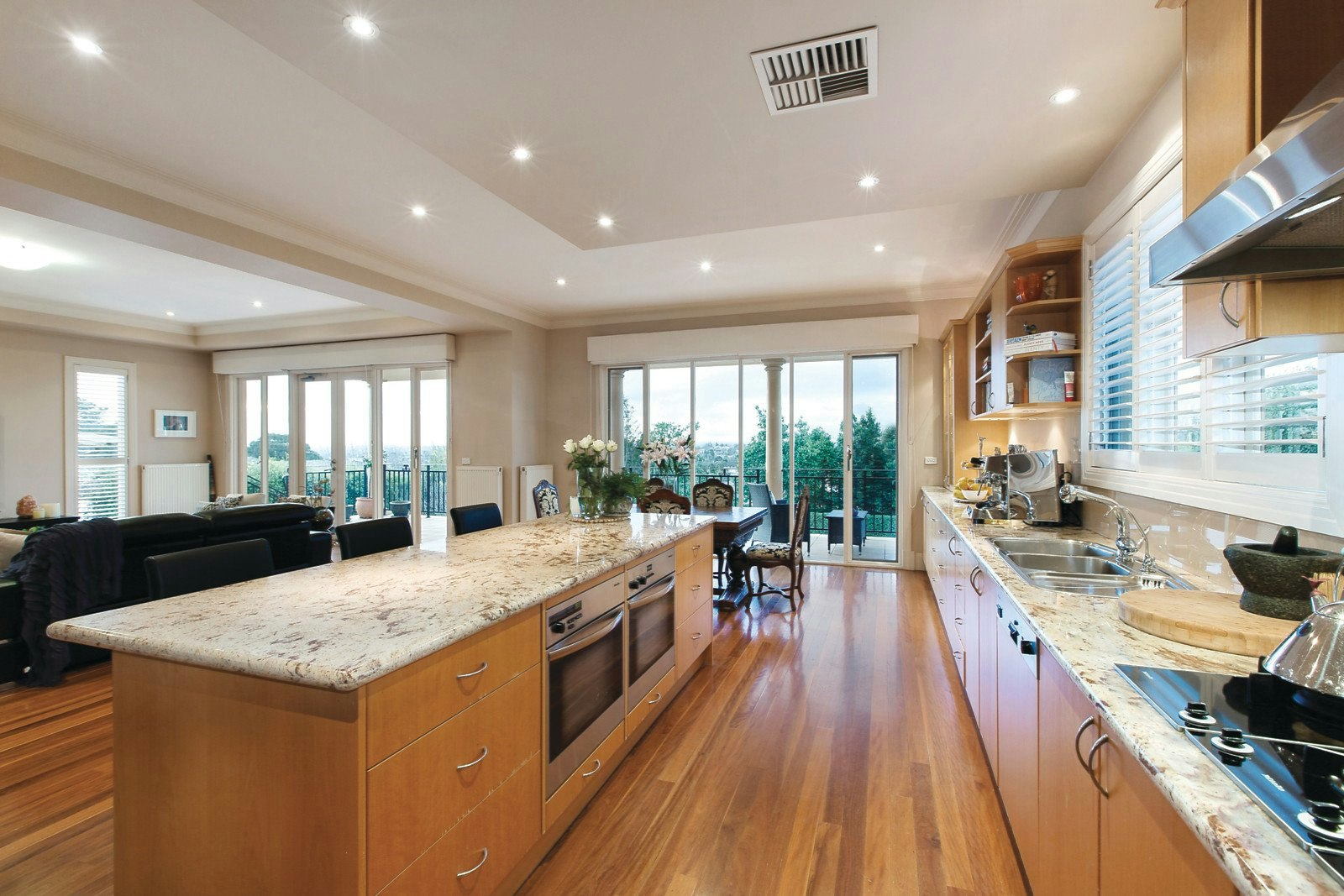 69 Yarrbat Avenue, Balwyn, VIC