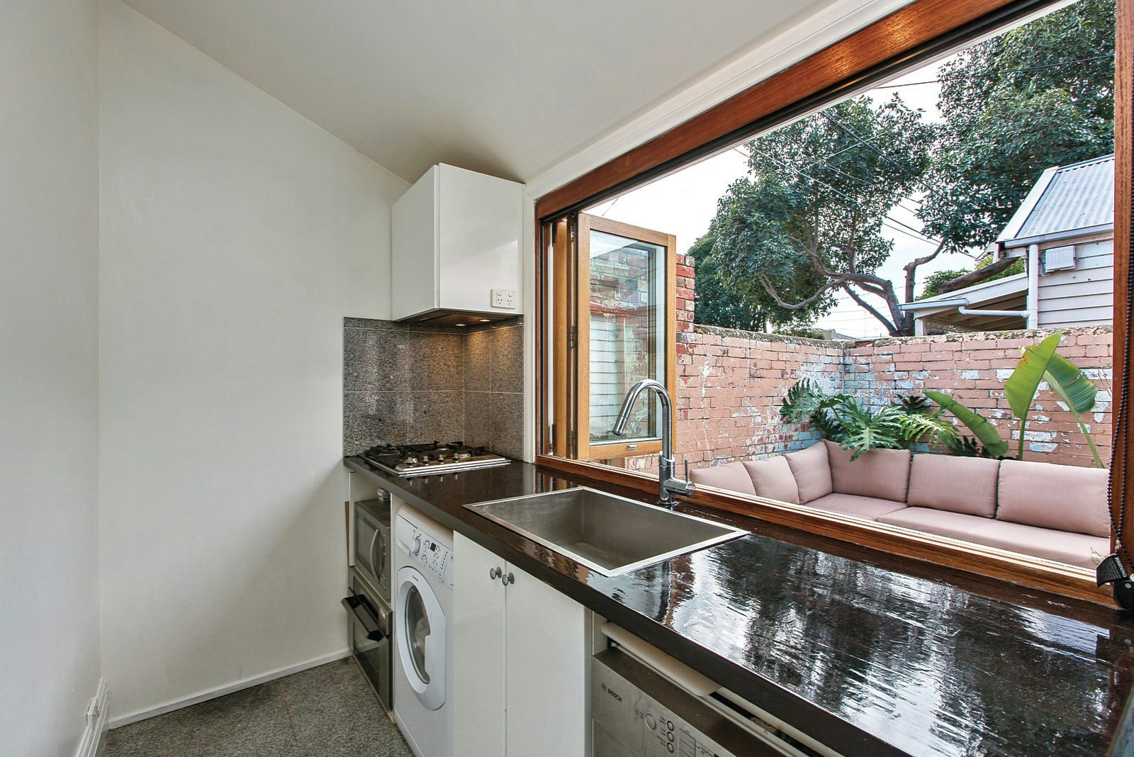 86 Raglan Street, Port Melbourne, VIC