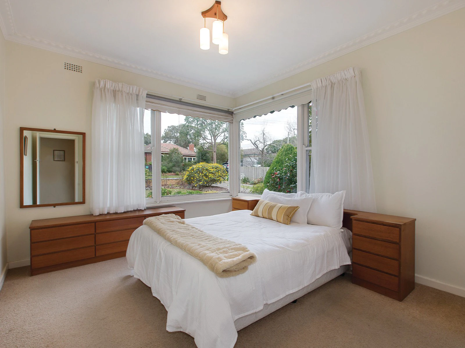 159 Ashburn Grove, Ashburton, VIC