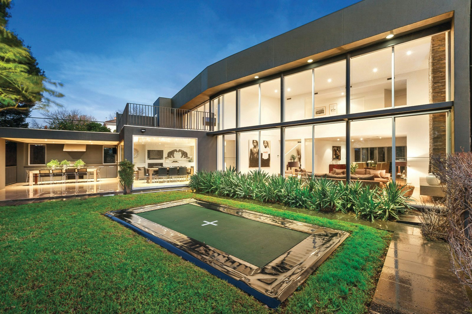 4 Myvore Court, Toorak, VIC