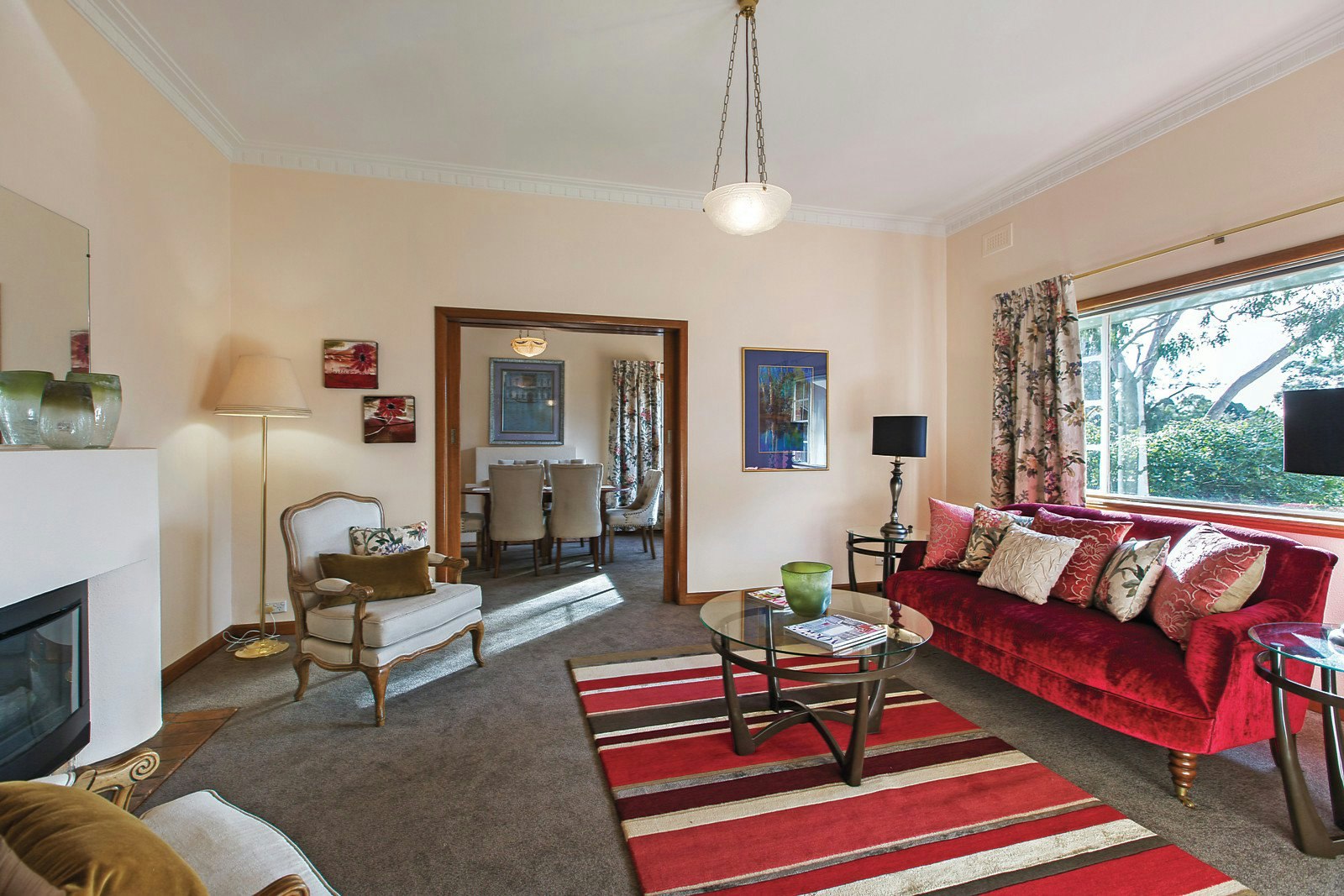 9 Carlyle Crescent, Mont Albert, VIC