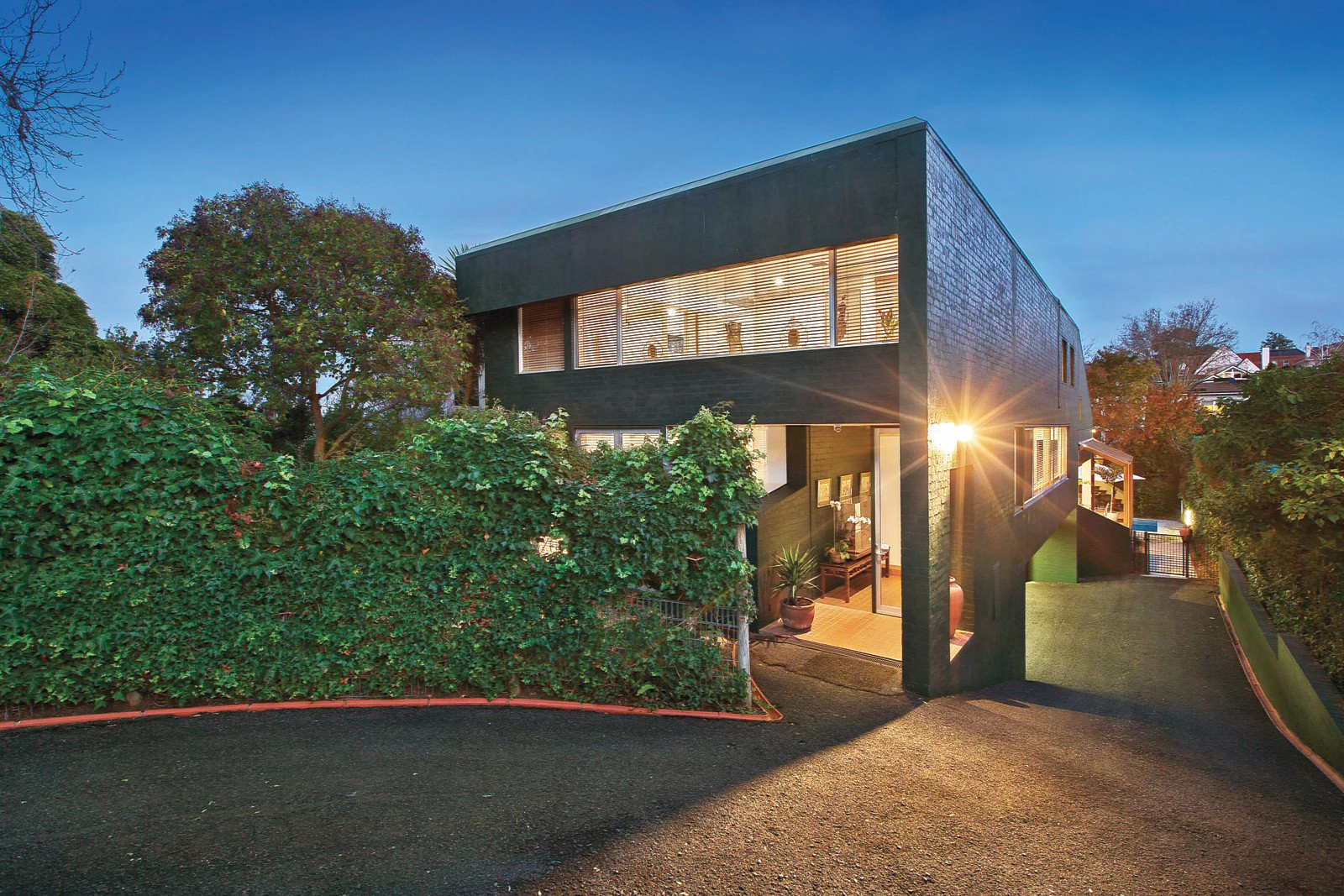 12 Robinson Street, Malvern, VIC