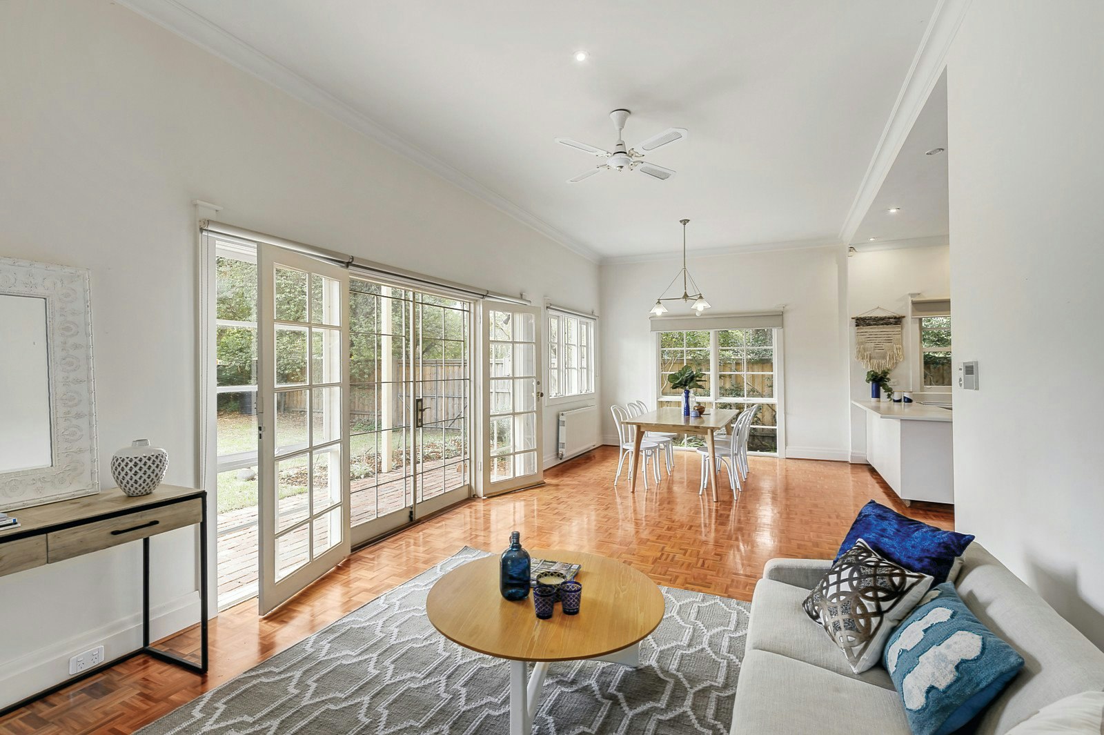 22B Essex Road, Surrey Hills, VIC