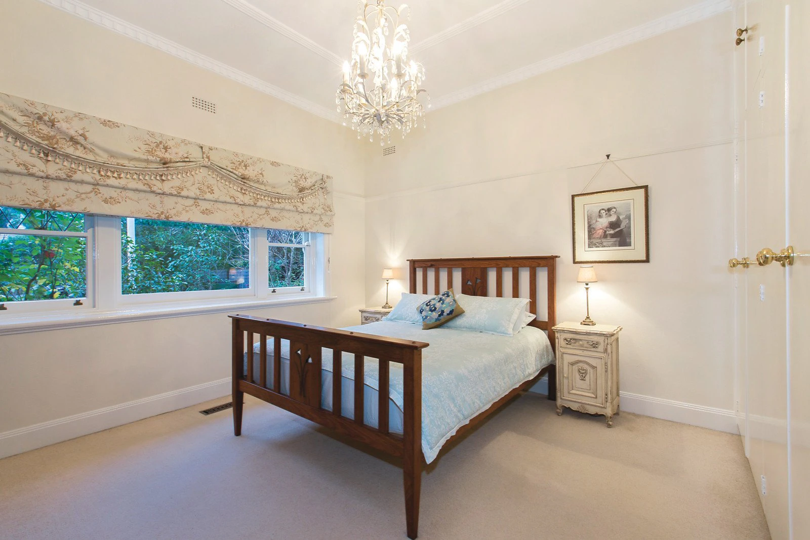 9 Clitheroe Court, Glen Iris, VIC