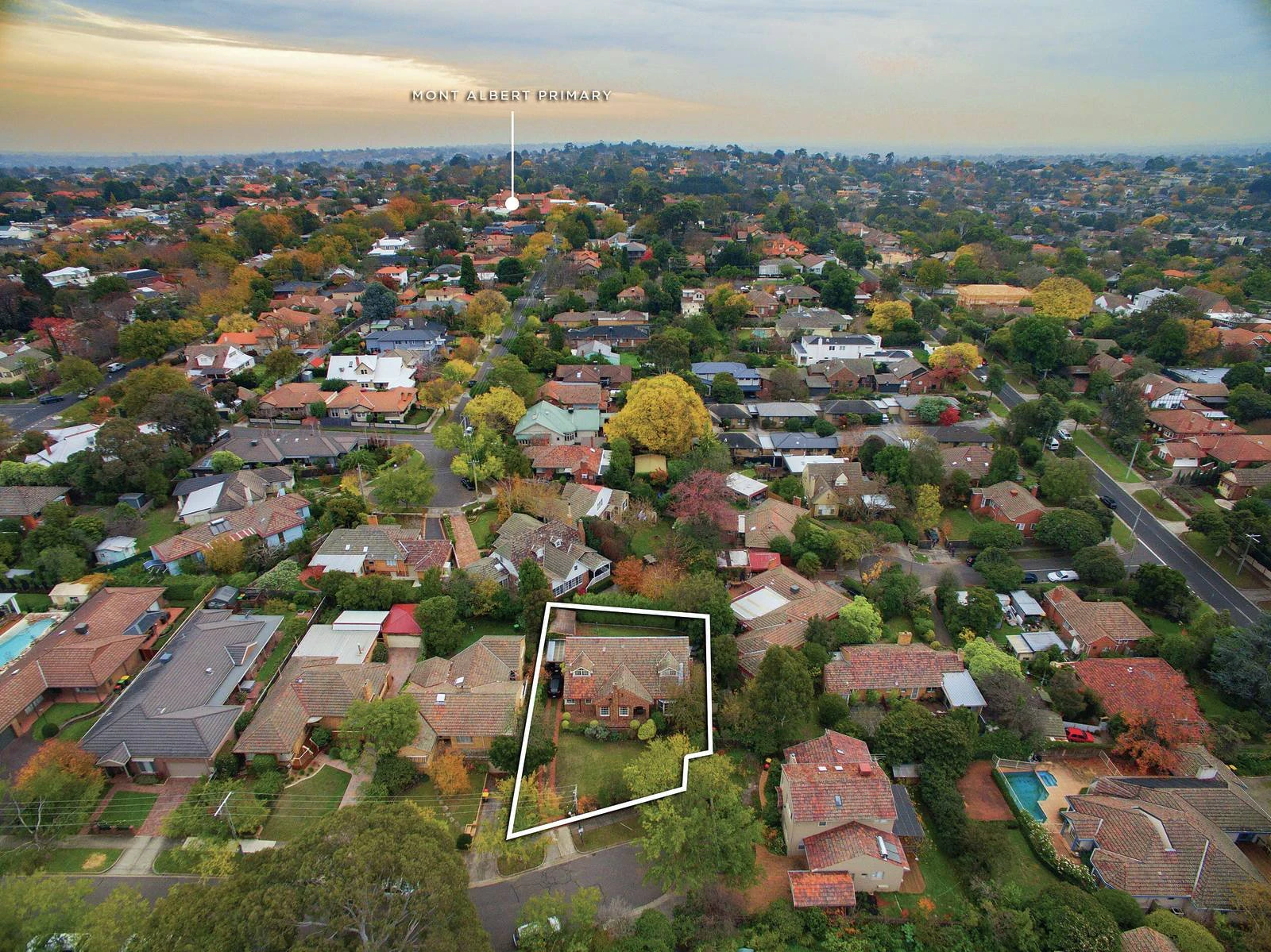 9 Hotham Court, Mont Albert, VIC