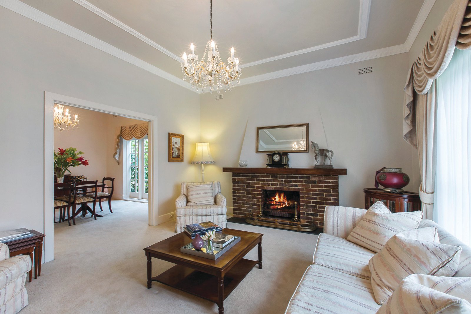 19 Walsh Street, Deepdene - Thumbnail 2