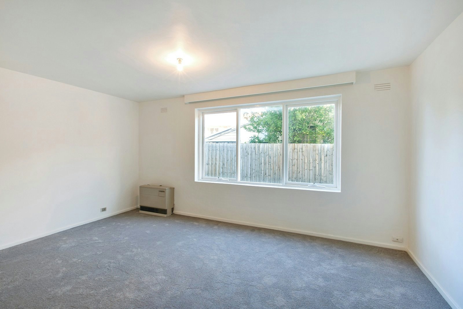 2/63 Carlisle Street, St Kilda, VIC