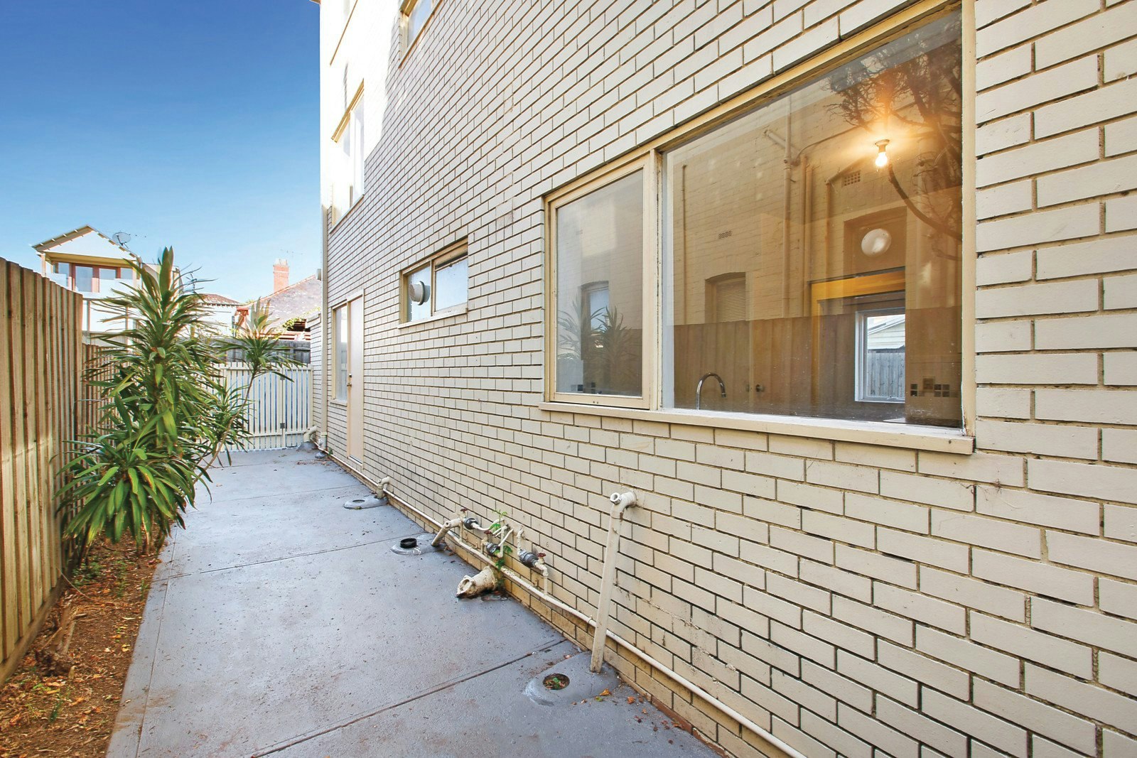 2/63 Carlisle Street, St Kilda, VIC