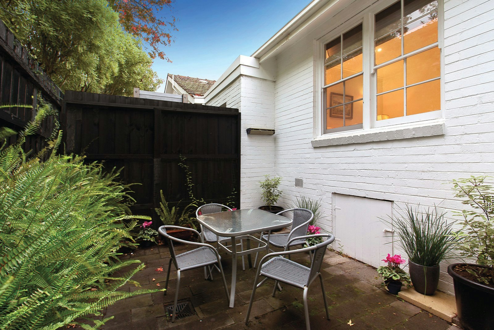 2/26 Ferncroft Avenue, Malvern East, VIC