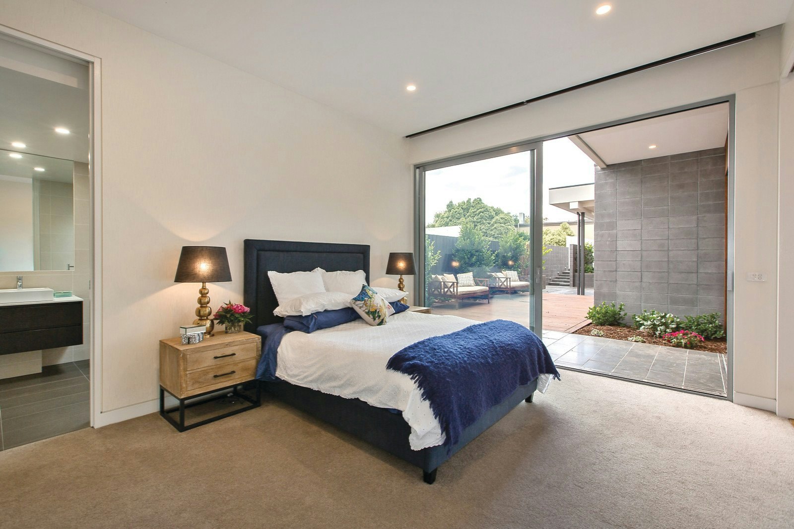 24 Clonaig Street, Brighton East, VIC