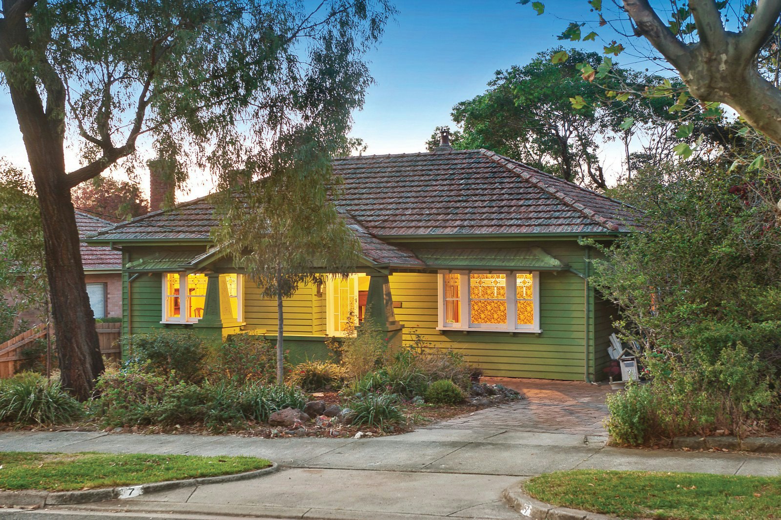 7 Allambee Avenue, Camberwell, VIC