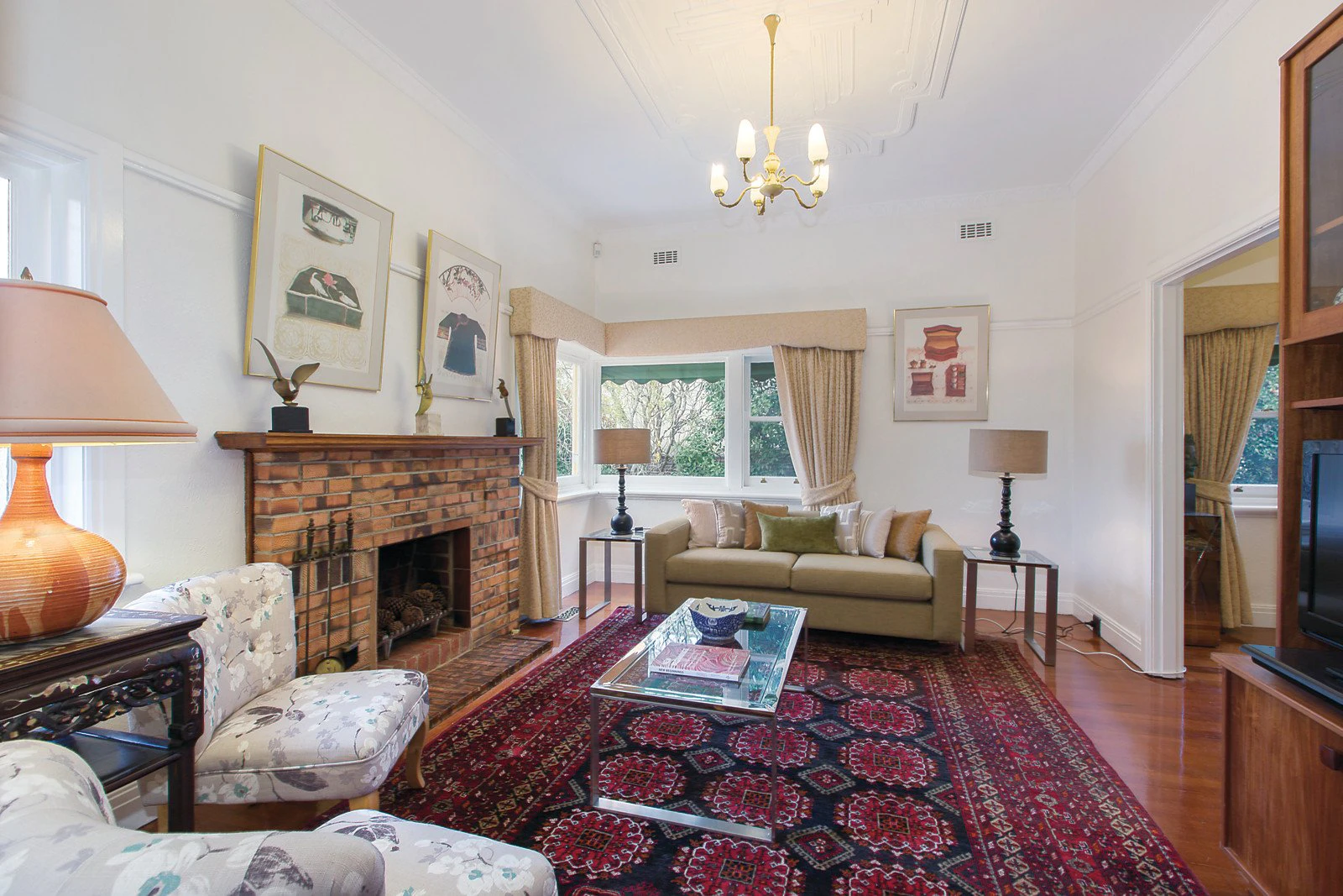 37 Valley Parade, Glen Iris, VIC