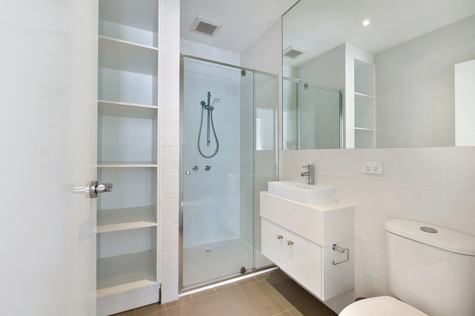 4/496 Dandenong Road, Caulfield North, VIC