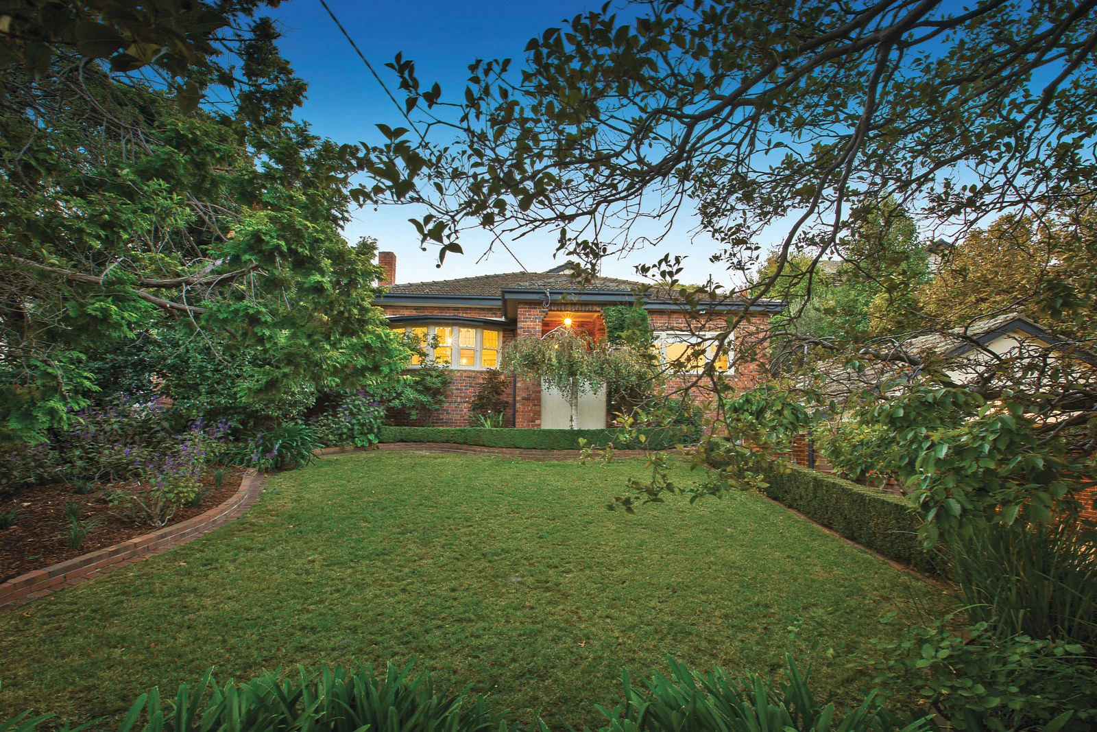 11 Vernon Street, Glen Iris, VIC