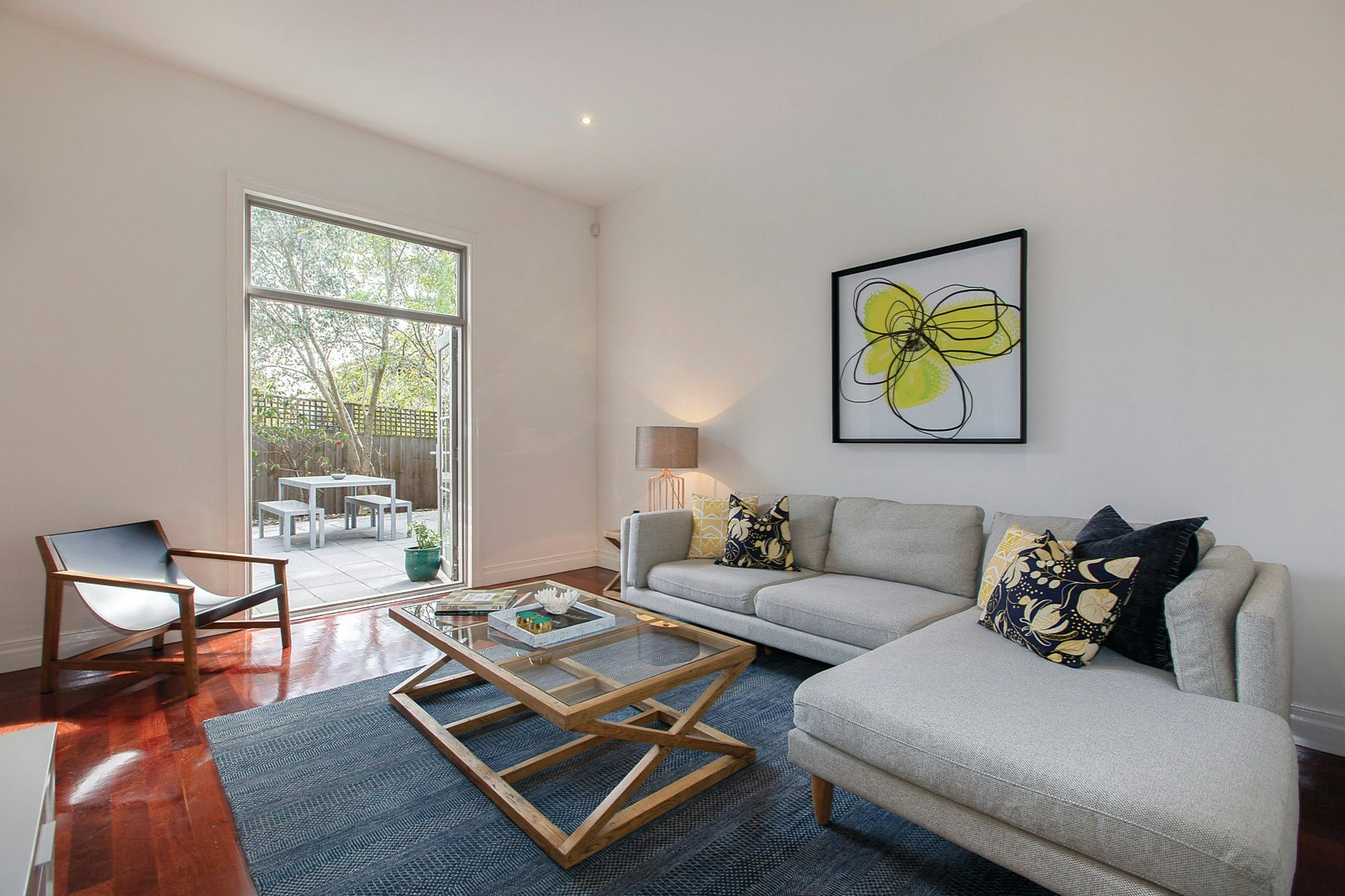 2/55 Strabane Avenue, Mont Albert North, VIC