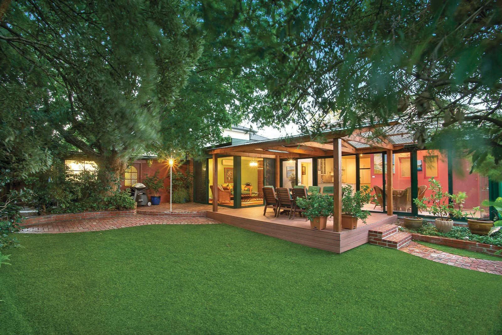 24 Fakenham Road, Ashburton, VIC