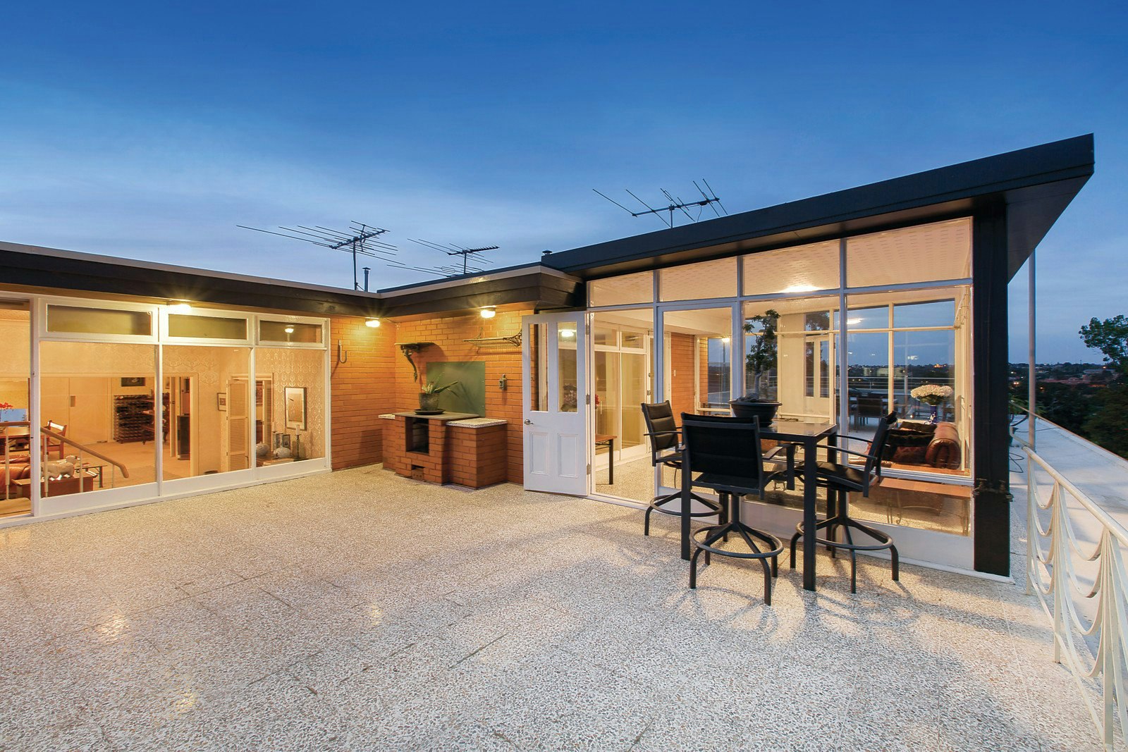 6/645 Toorak Road, Toorak, VIC