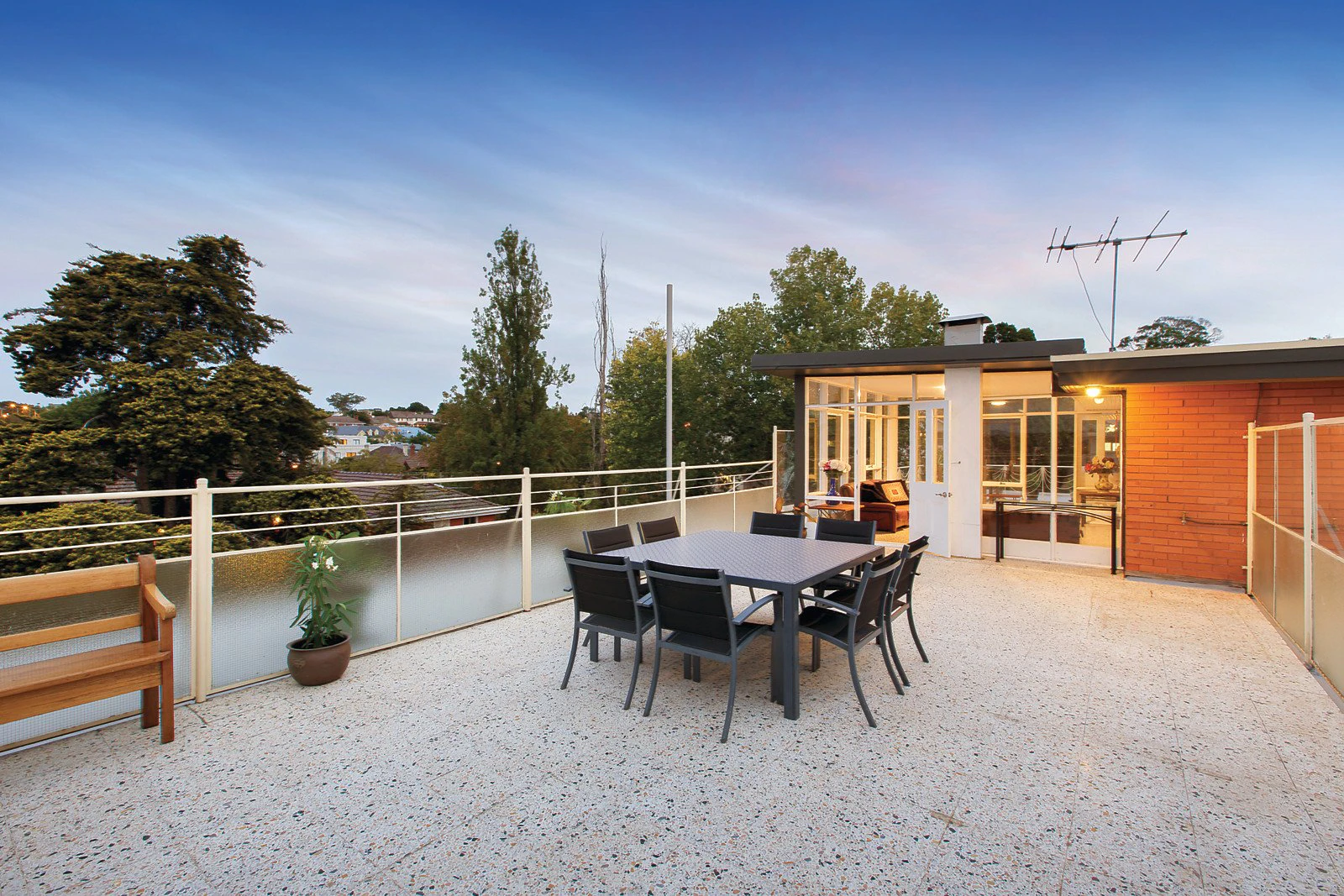 6/645 Toorak Road, Toorak, VIC