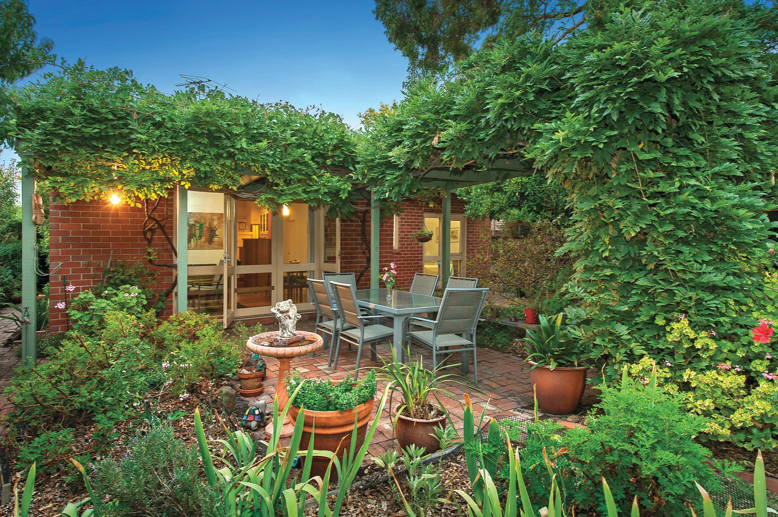 33 Bourneville Avenue, Brighton East, VIC