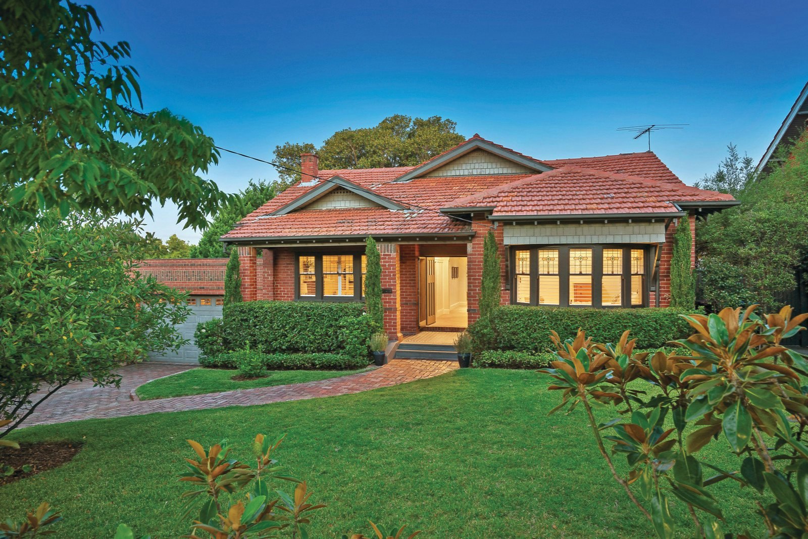 8 Boyanda Road, Glen Iris, VIC