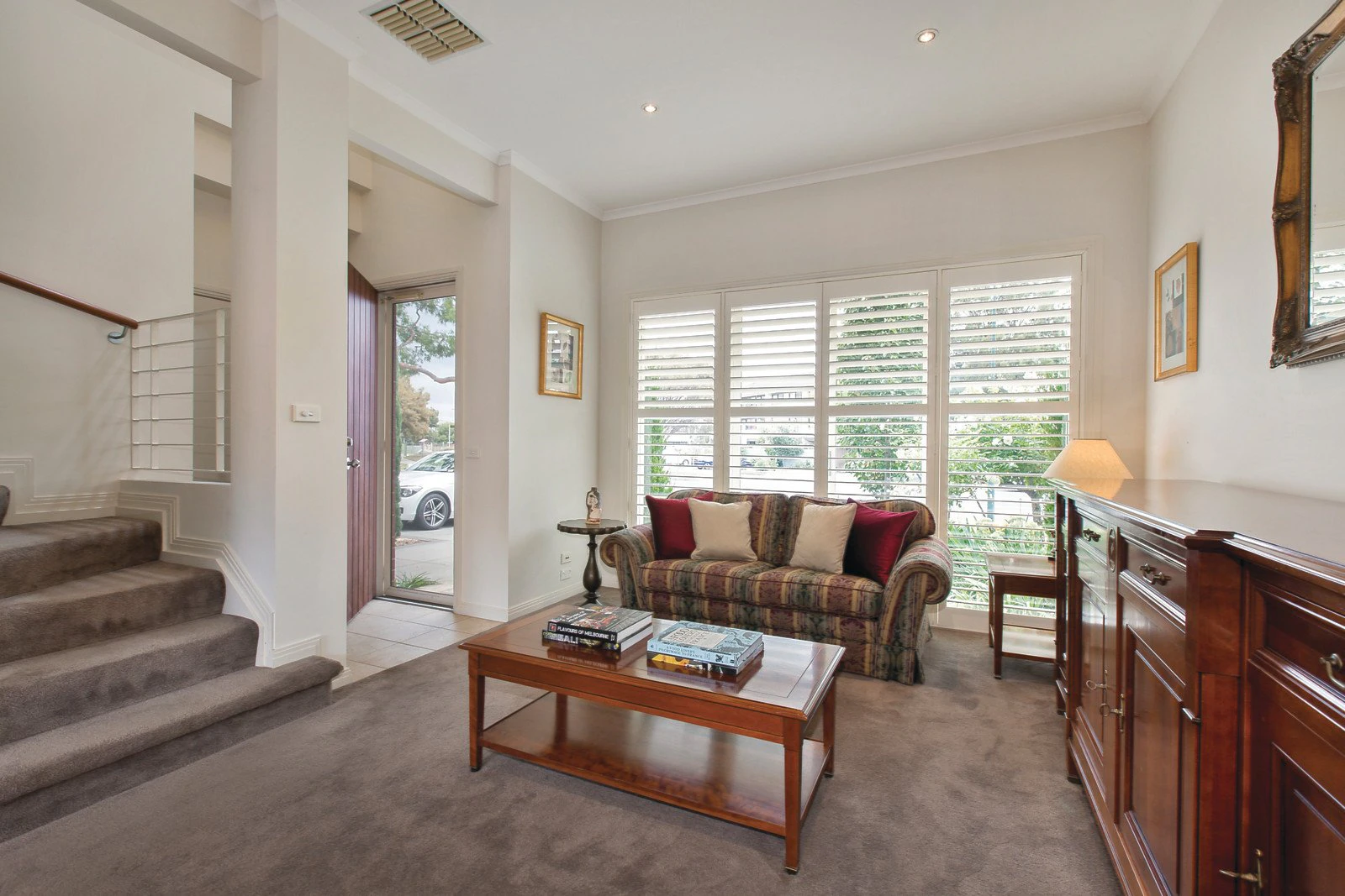 8 Beacon Road, Port Melbourne, VIC