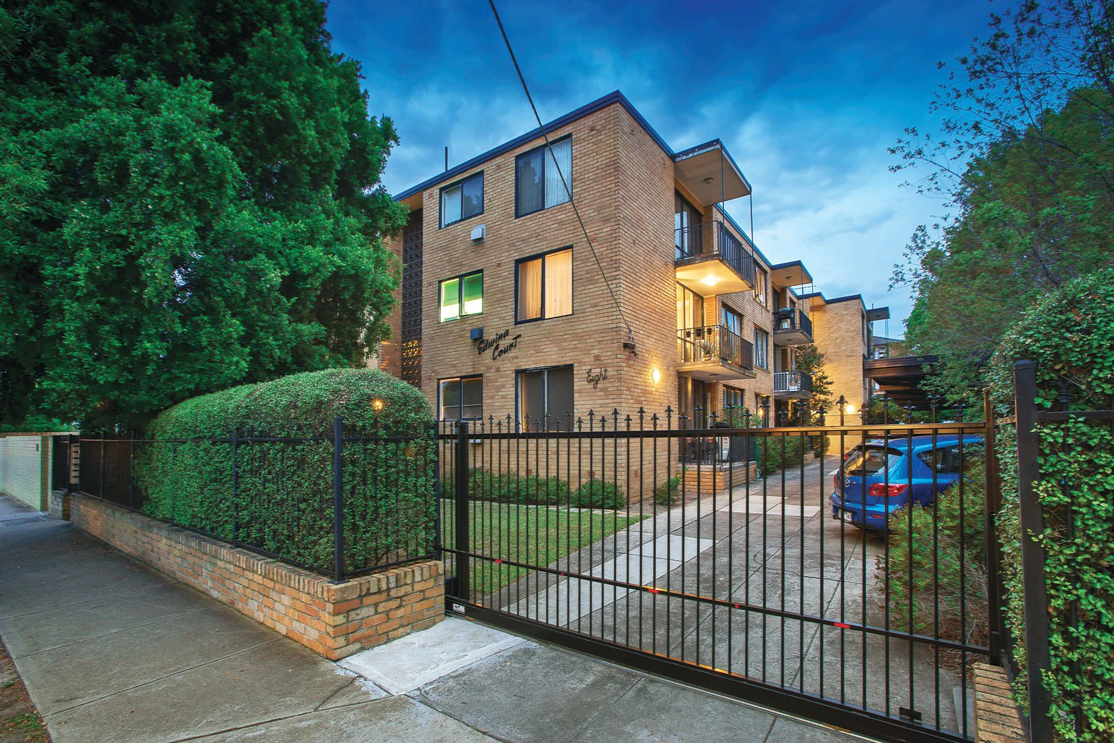 3/8 St James Road, Armadale, VIC
