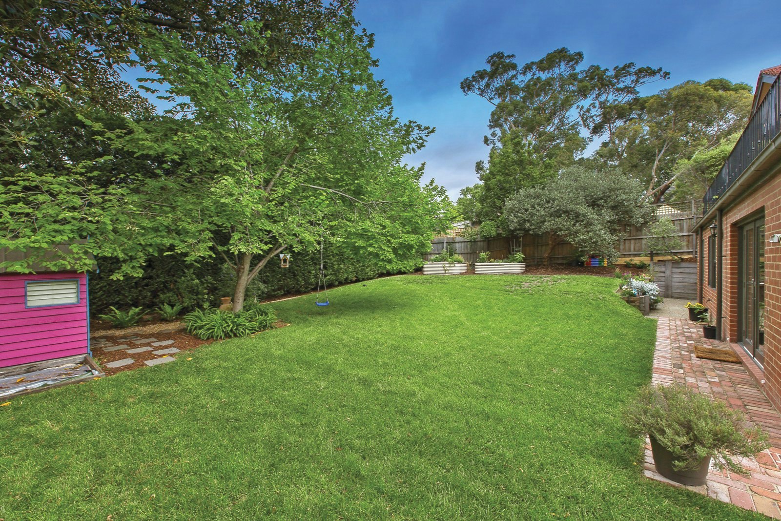 8 Boyanda Road, Glen Iris, VIC