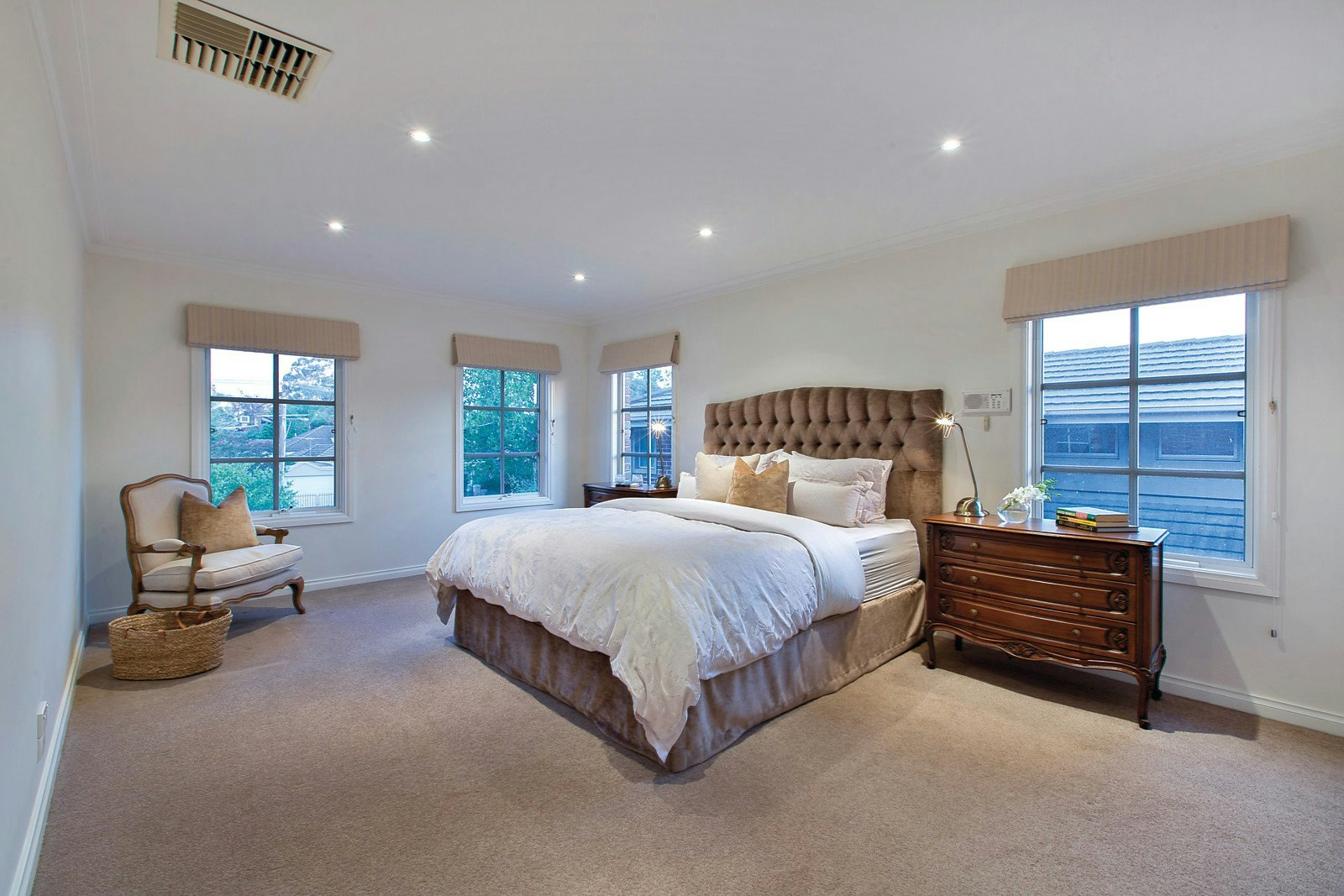 34 Iris Road, Glen Iris, VIC