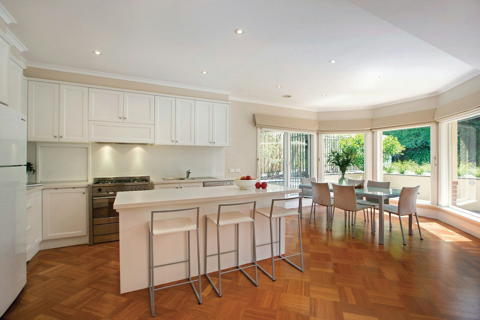 7 Boyanda Road, Glen Iris, VIC