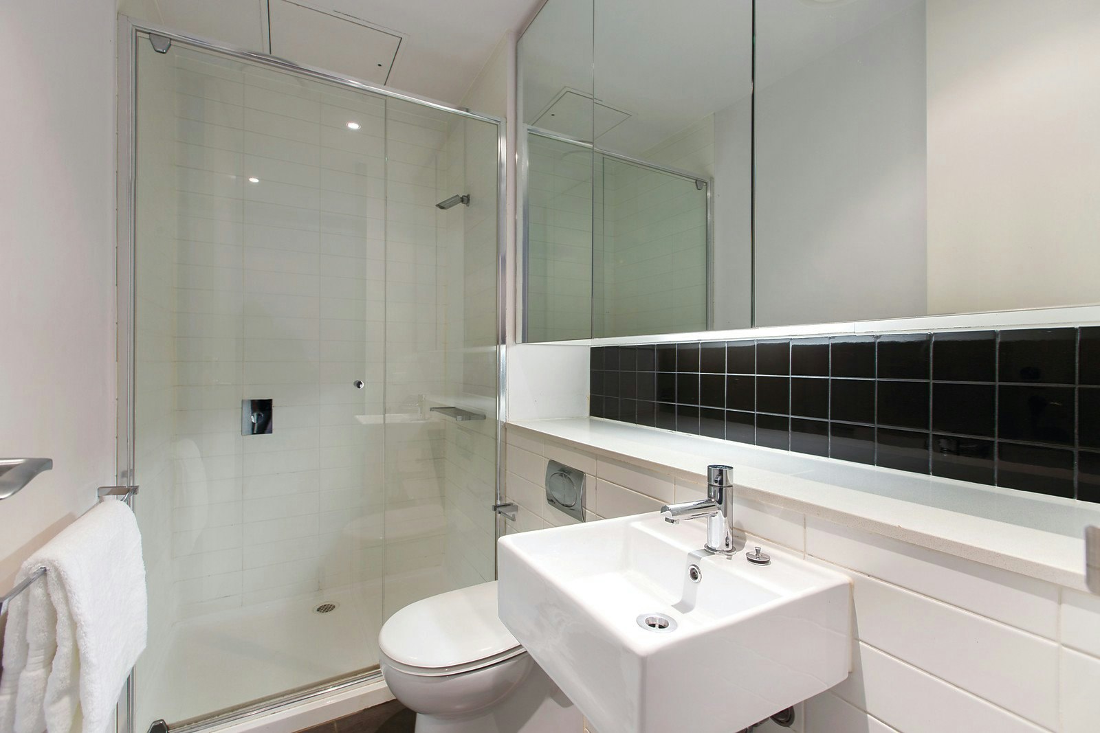 1003/32 Bray Street, South Yarra, VIC