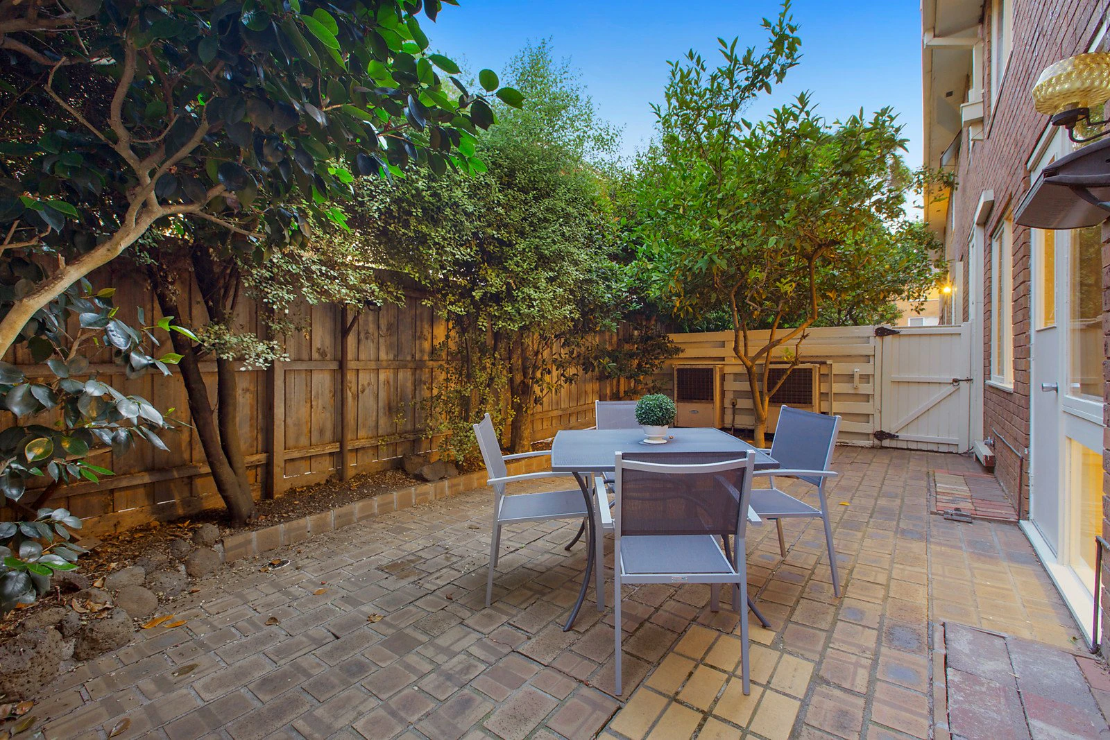 2/1480 Malvern Road, Glen Iris, VIC
