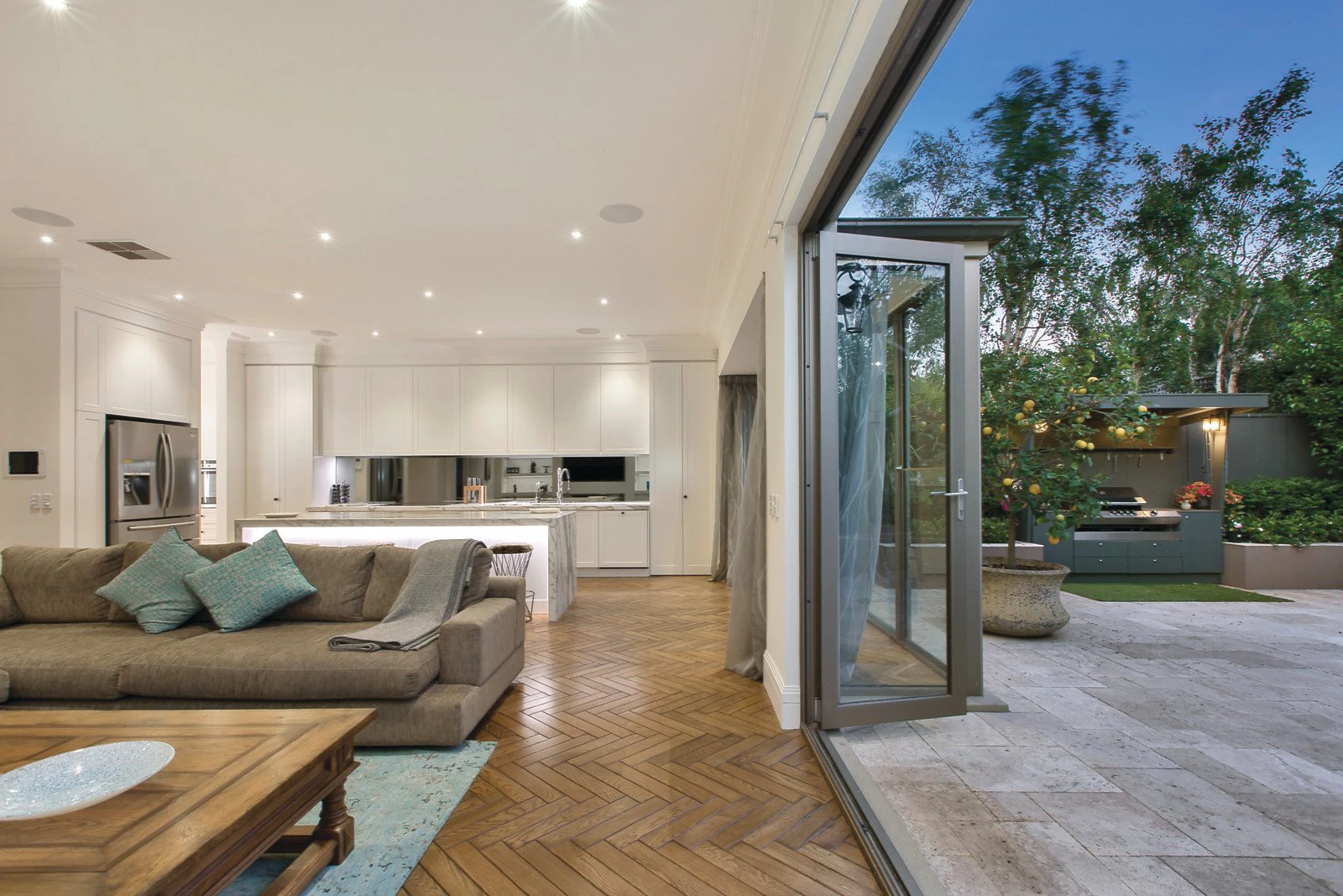 8 Carpenter Street, Brighton, VIC