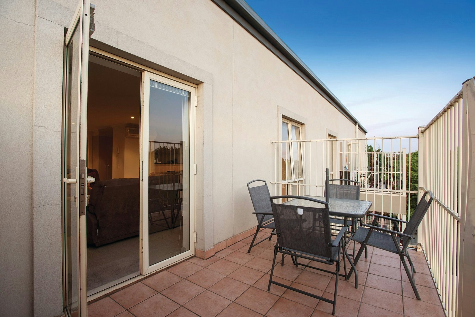 28/219 Auburn Road, Hawthorn, VIC