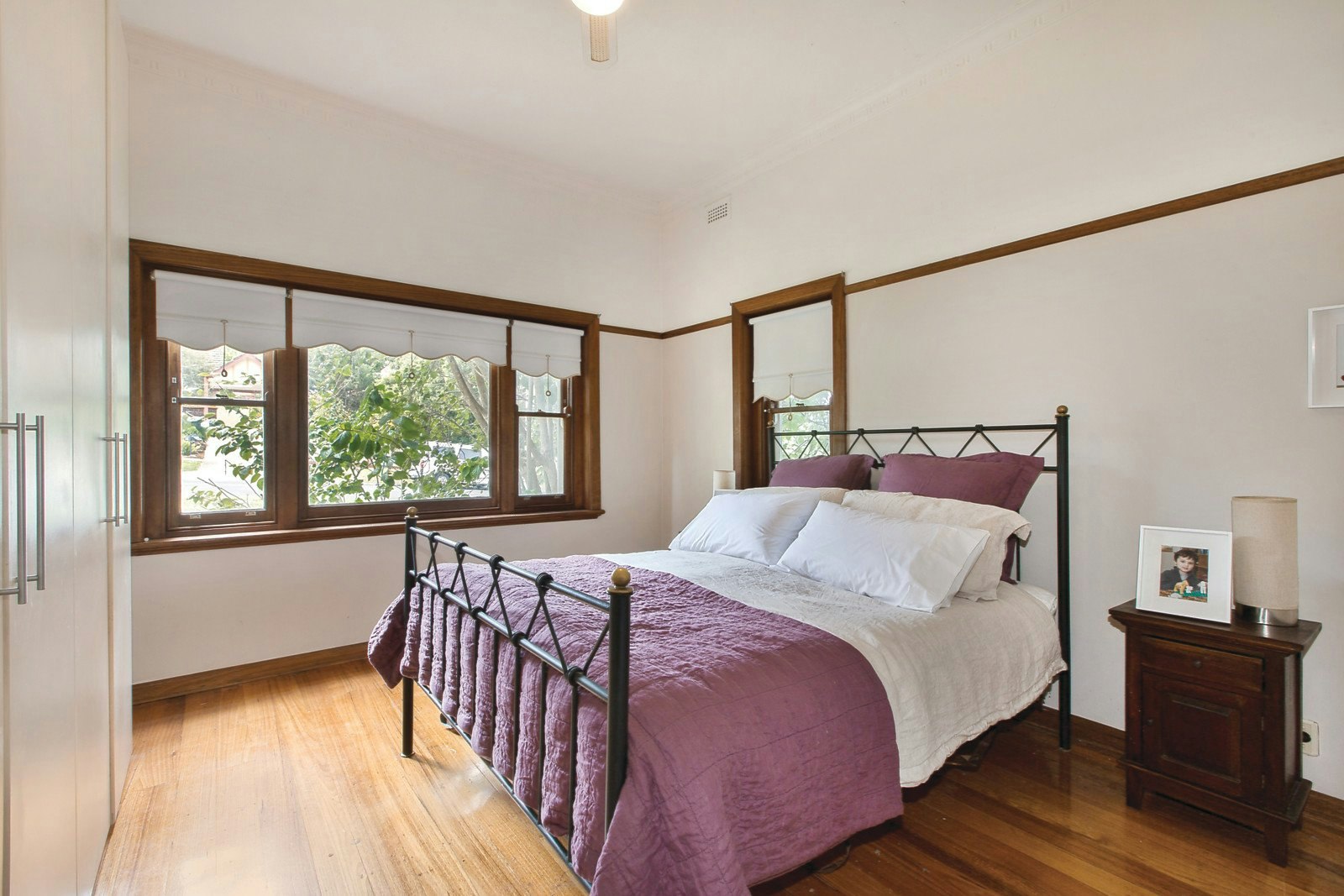 38 Kenmare Street, Mont Albert, VIC