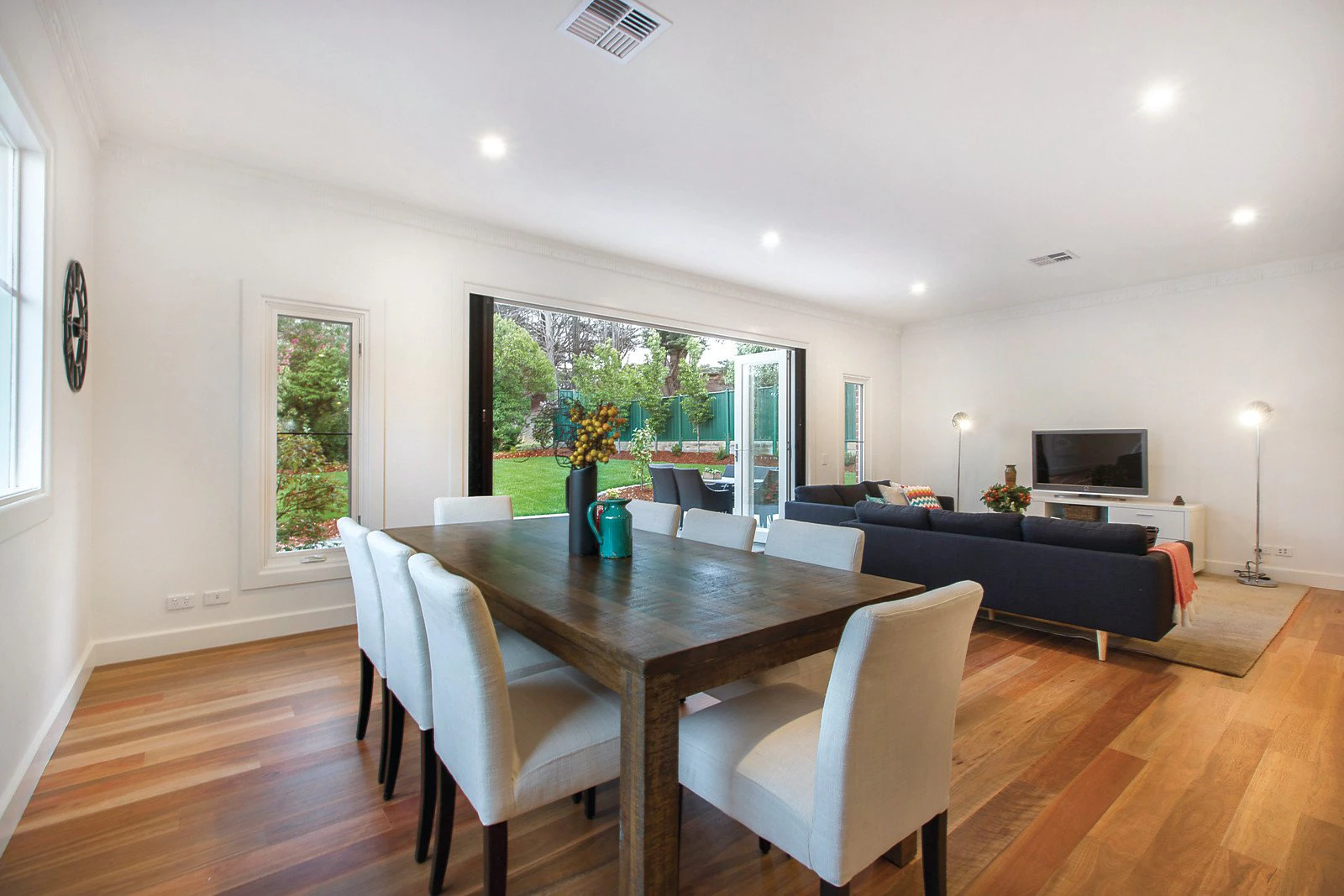 14 Benwerrin Road, Surrey Hills, VIC