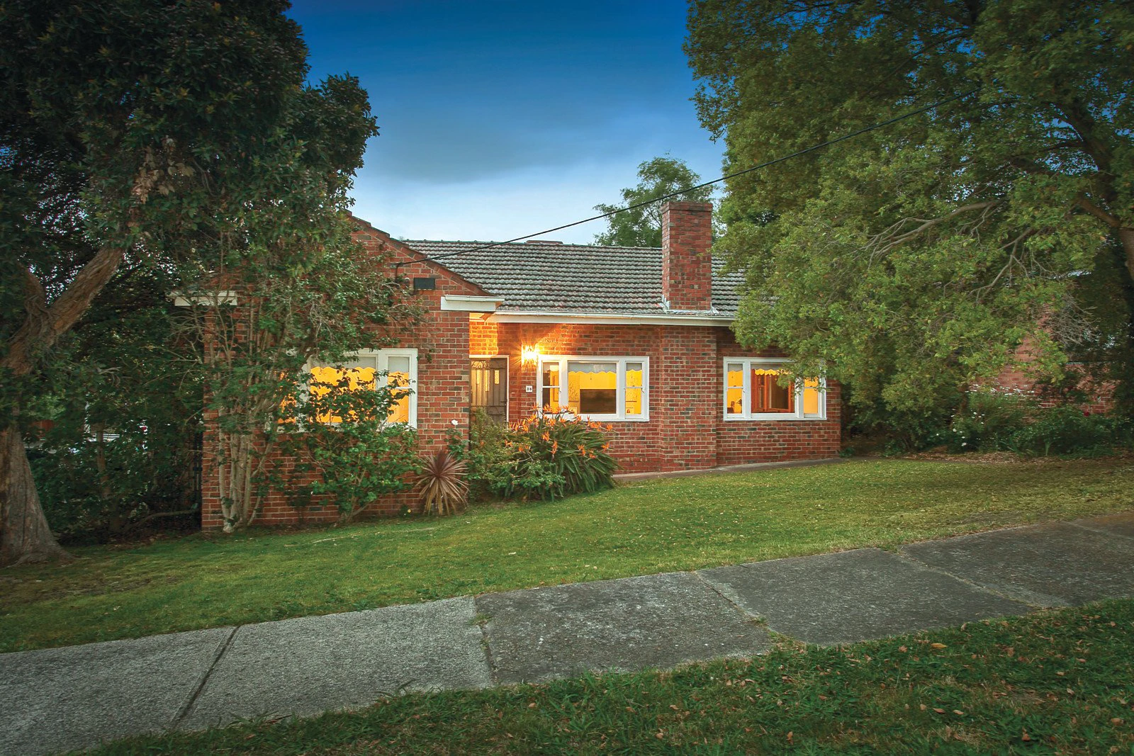 38 Kenmare Street, Mont Albert, VIC
