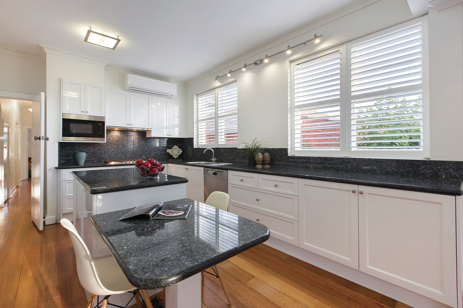 38 Chaleyer Street, Glen Iris - Thumbnail 3