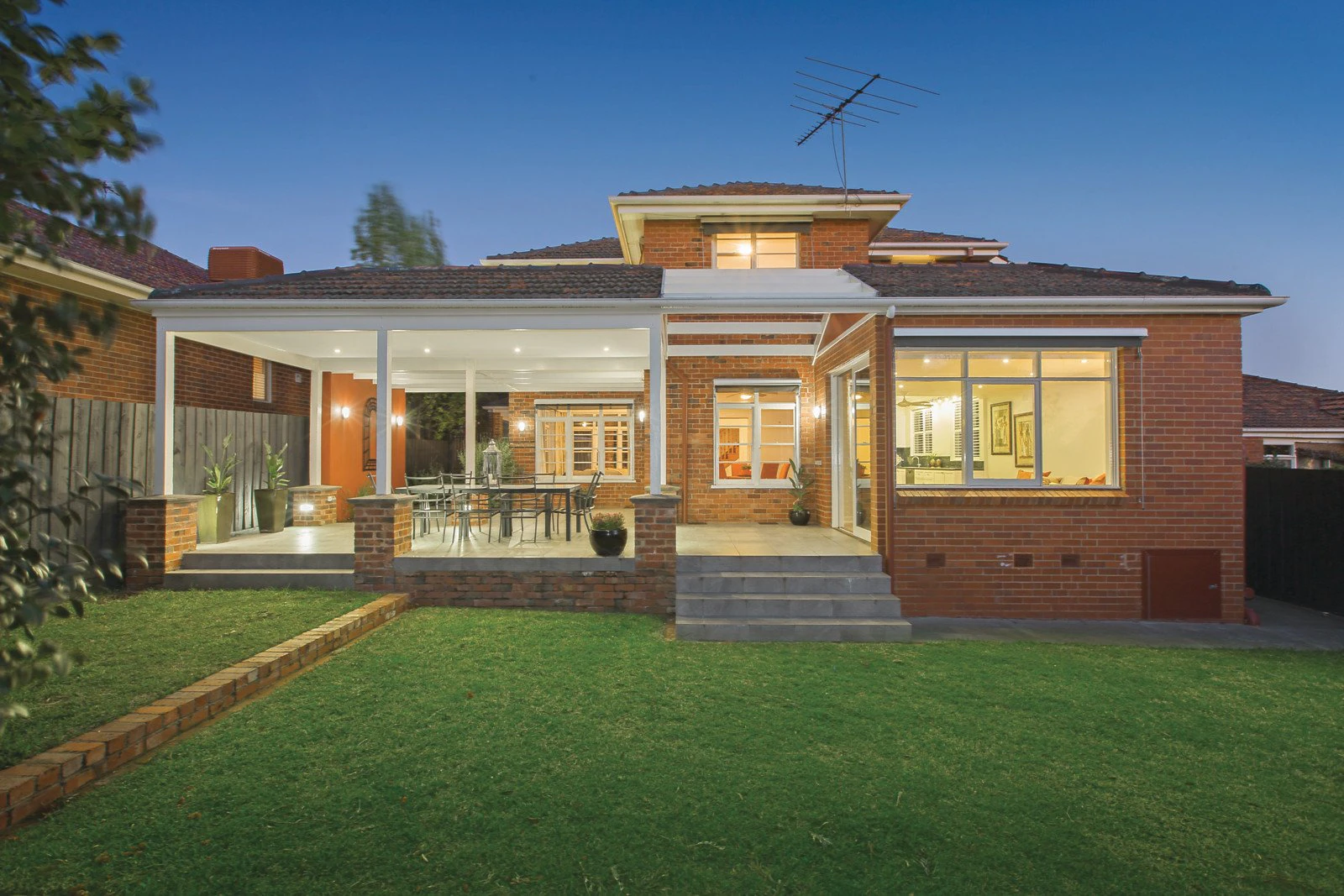 38 Chaleyer Street, Glen Iris, VIC