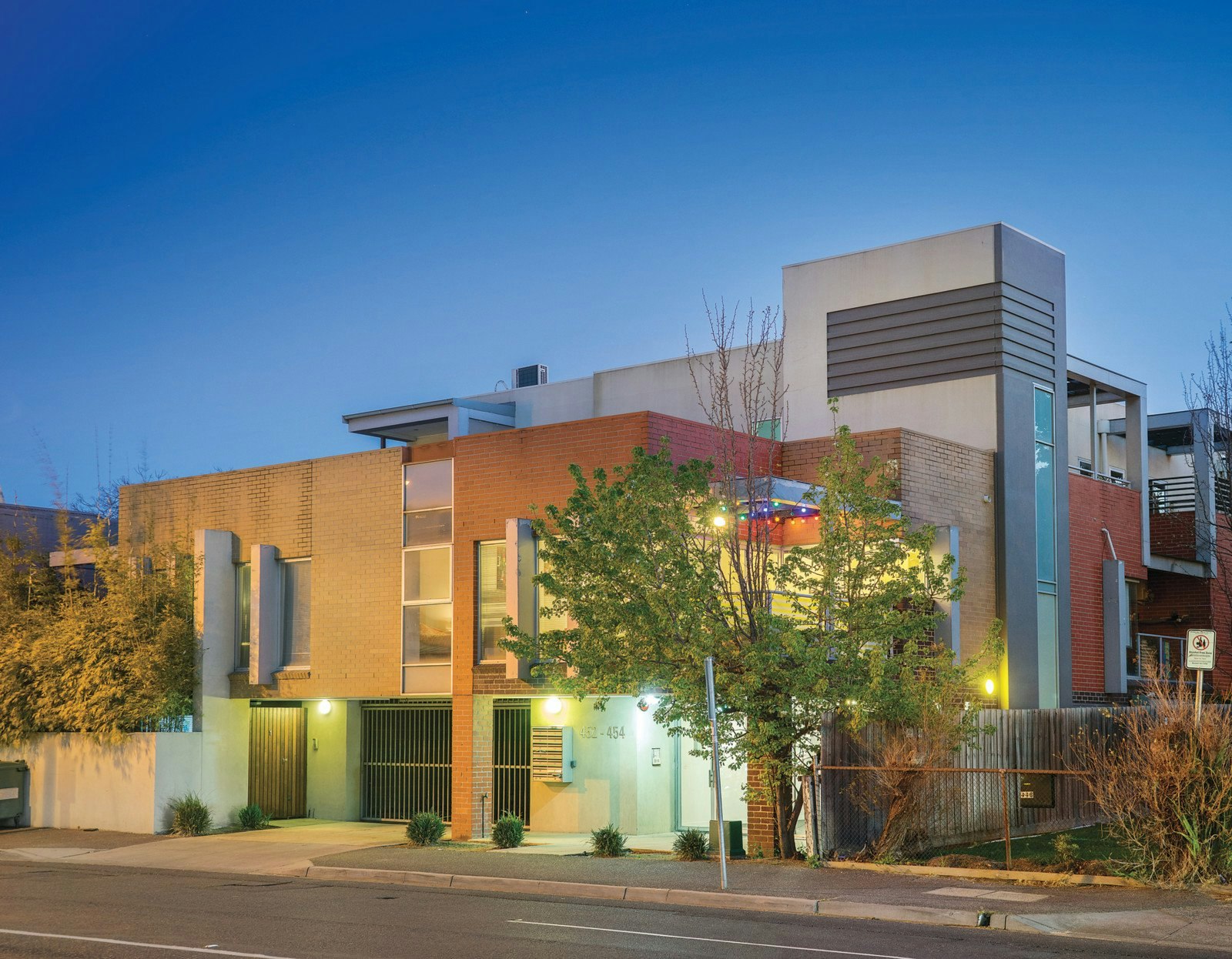 2/454 Burwood Road, Hawthorn, VIC