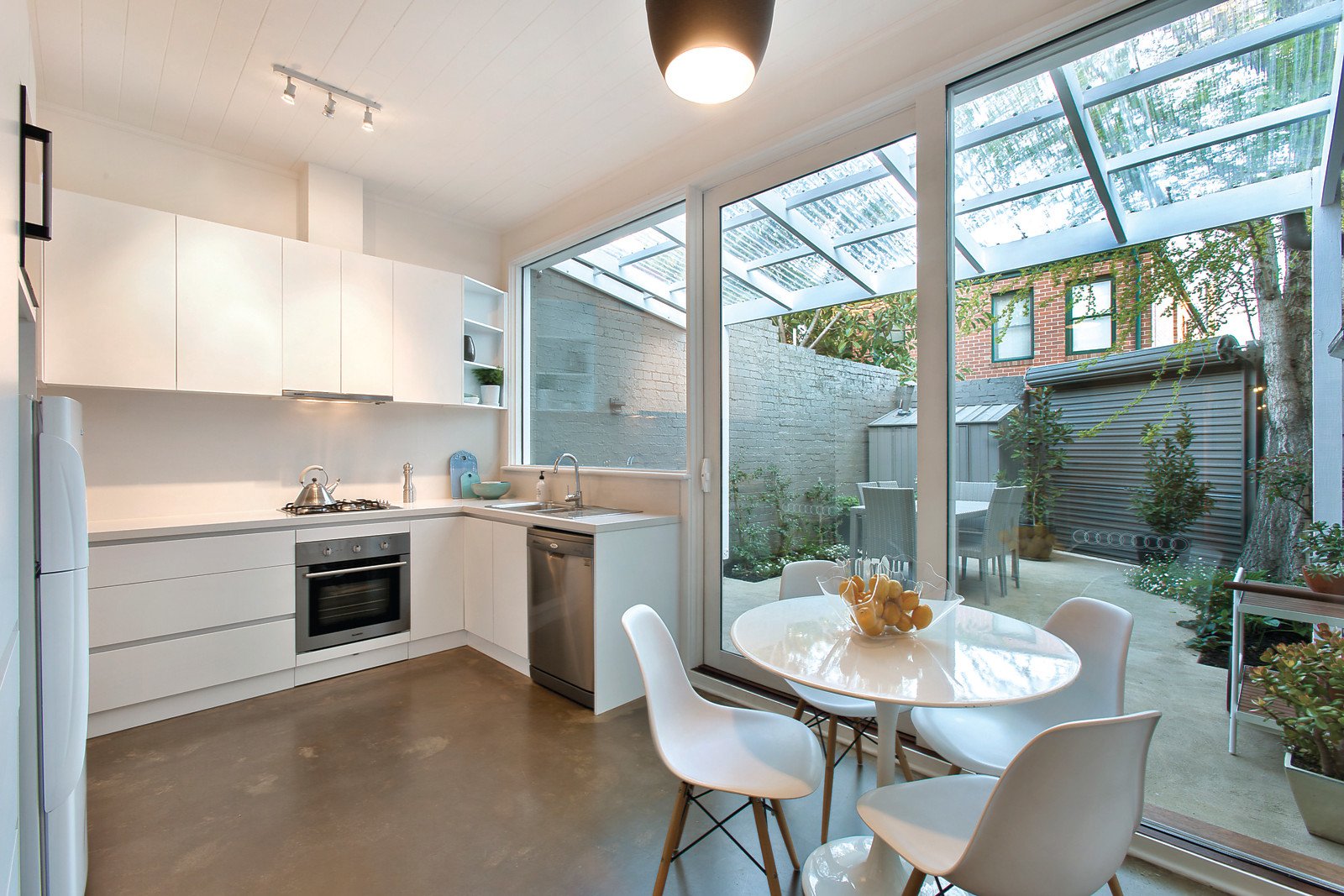 353 Dorcas Street, South Melbourne - Thumbnail 4